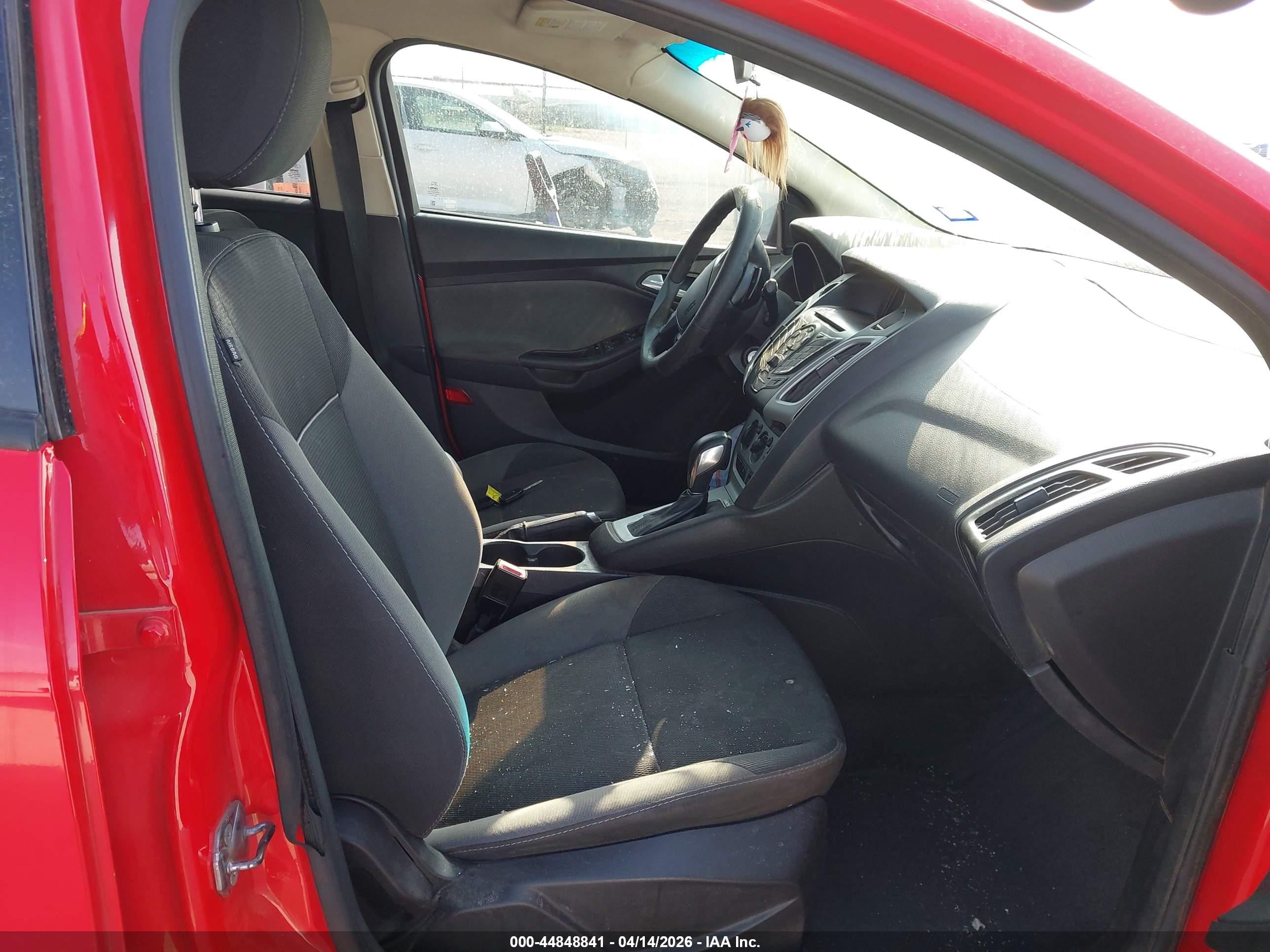 FORD FOCUS image 5