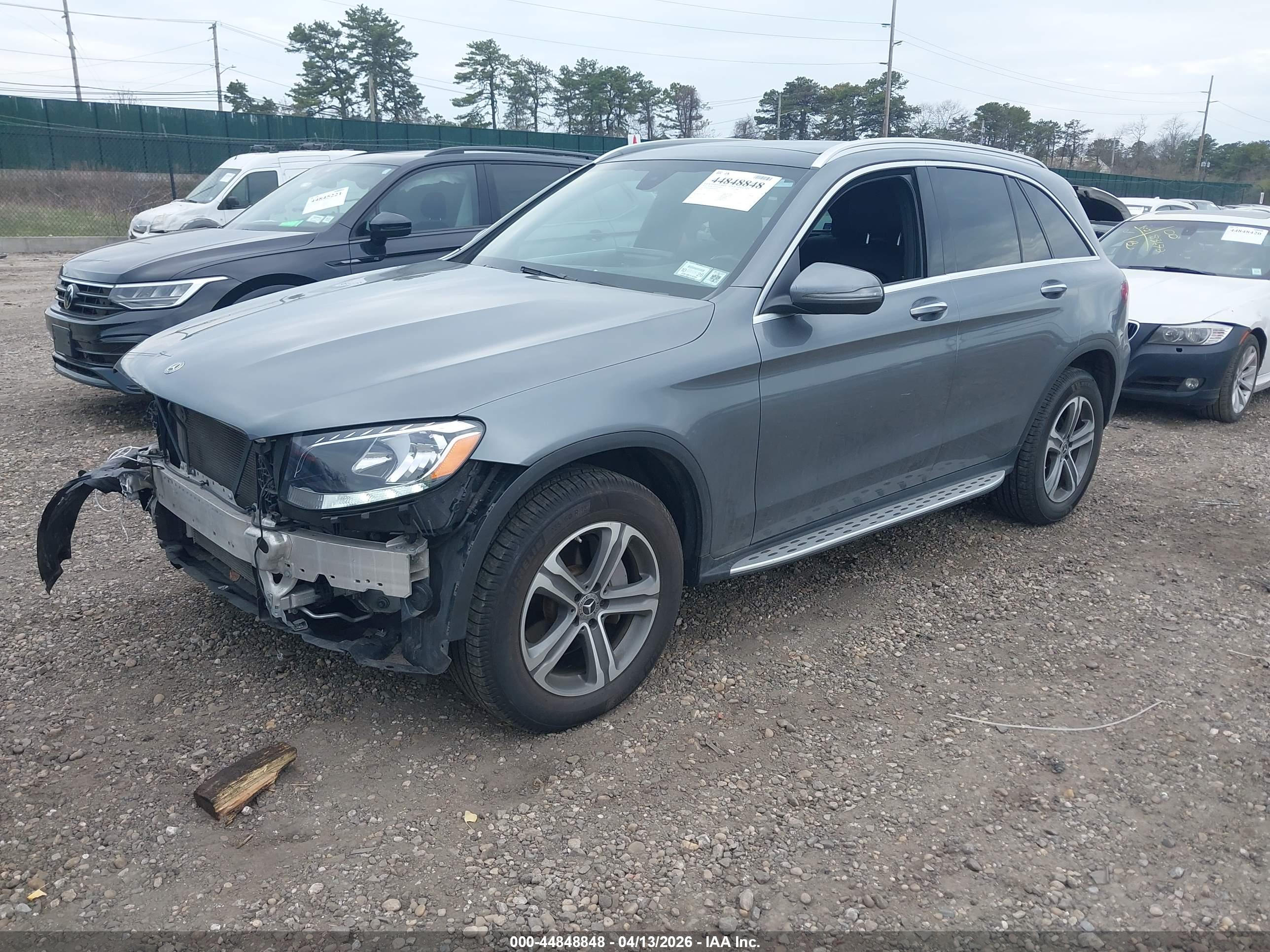 MERCEDES-BENZ GLC image 2