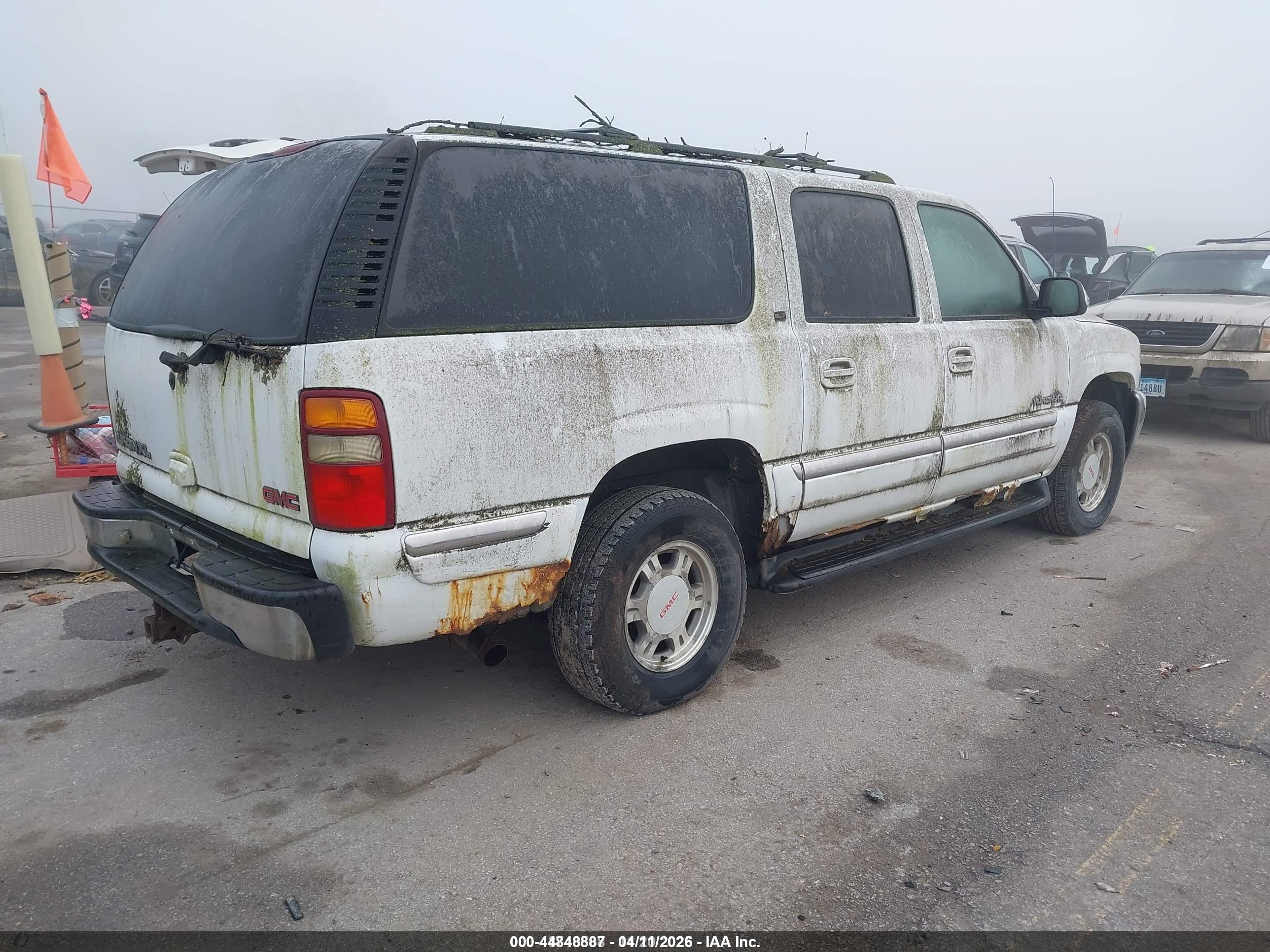 GMC YUKON image 4