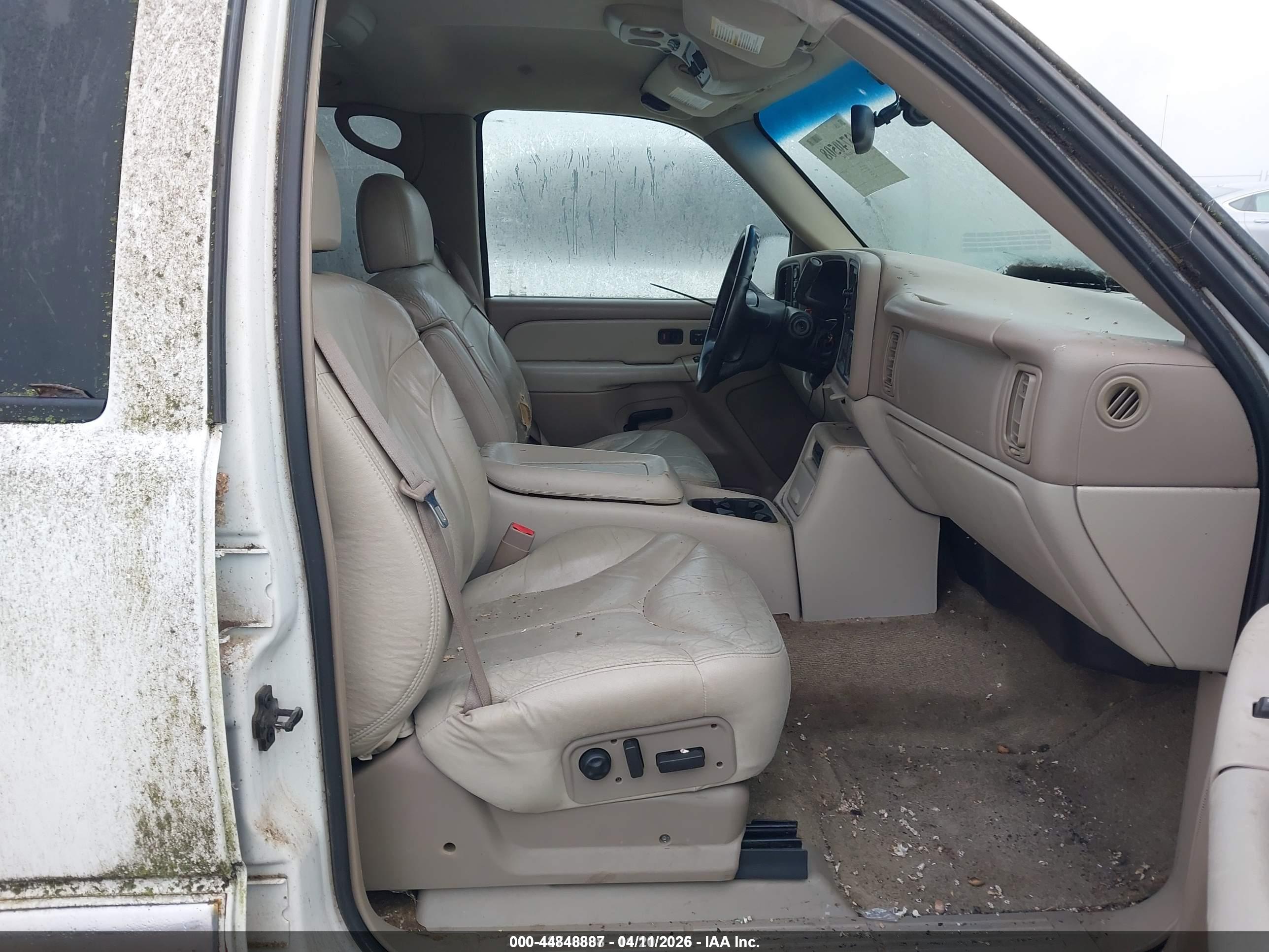 GMC YUKON image 5