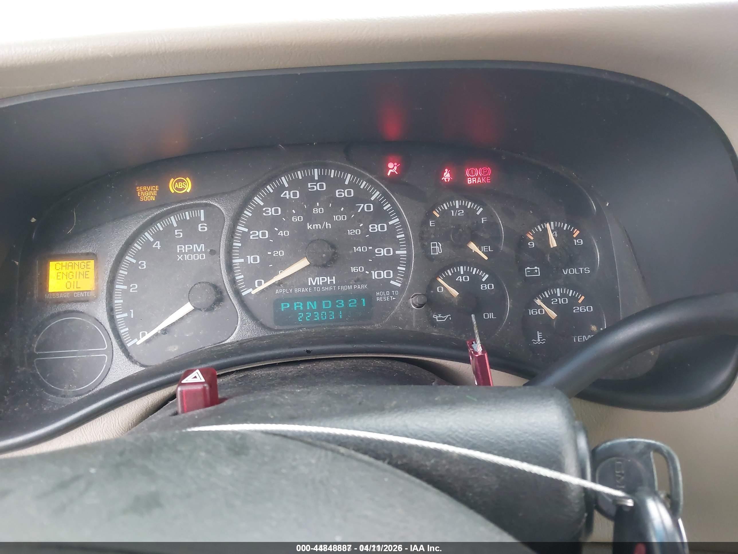 GMC YUKON image 7