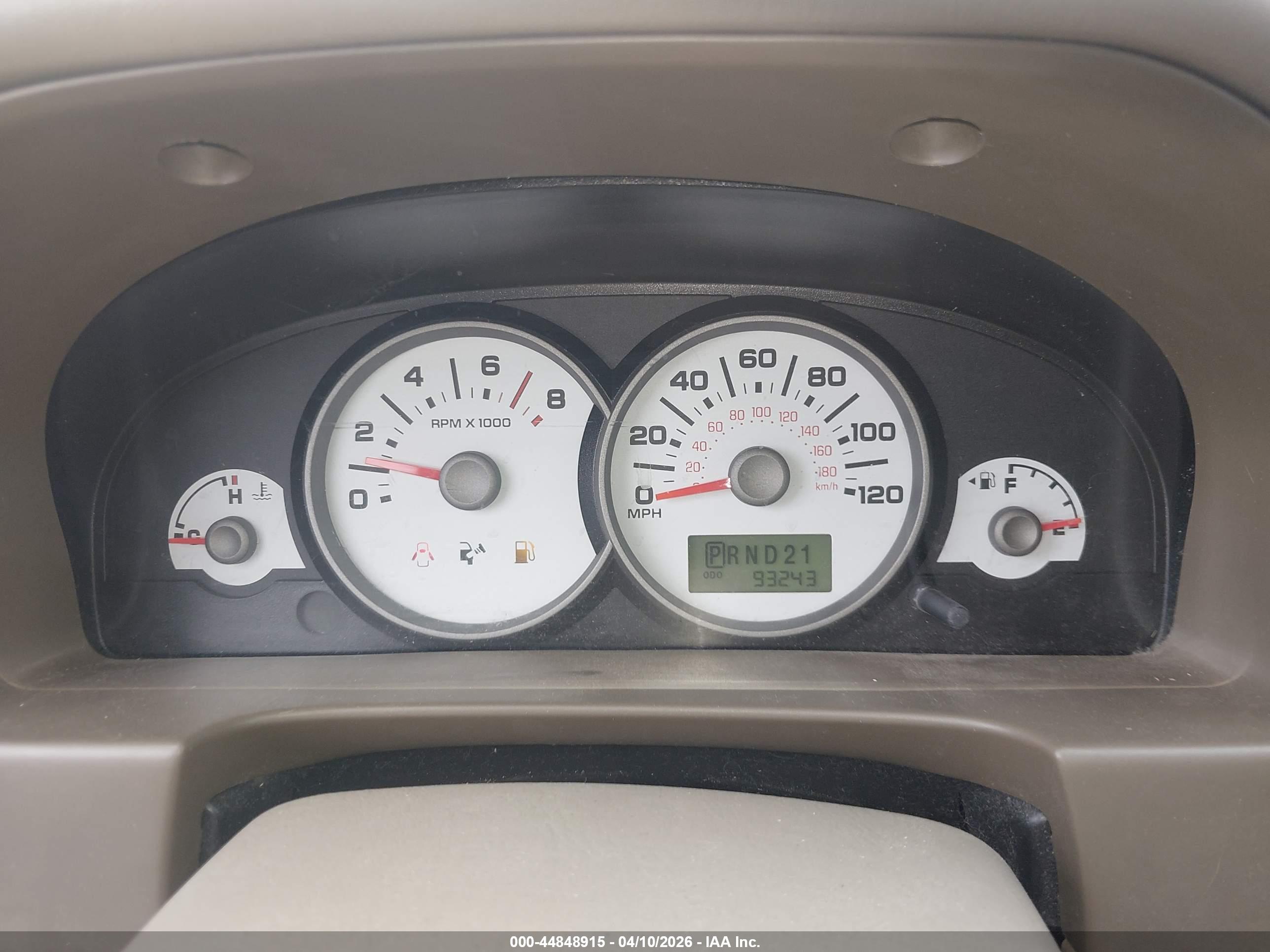 FORD ESCAPE image 7
