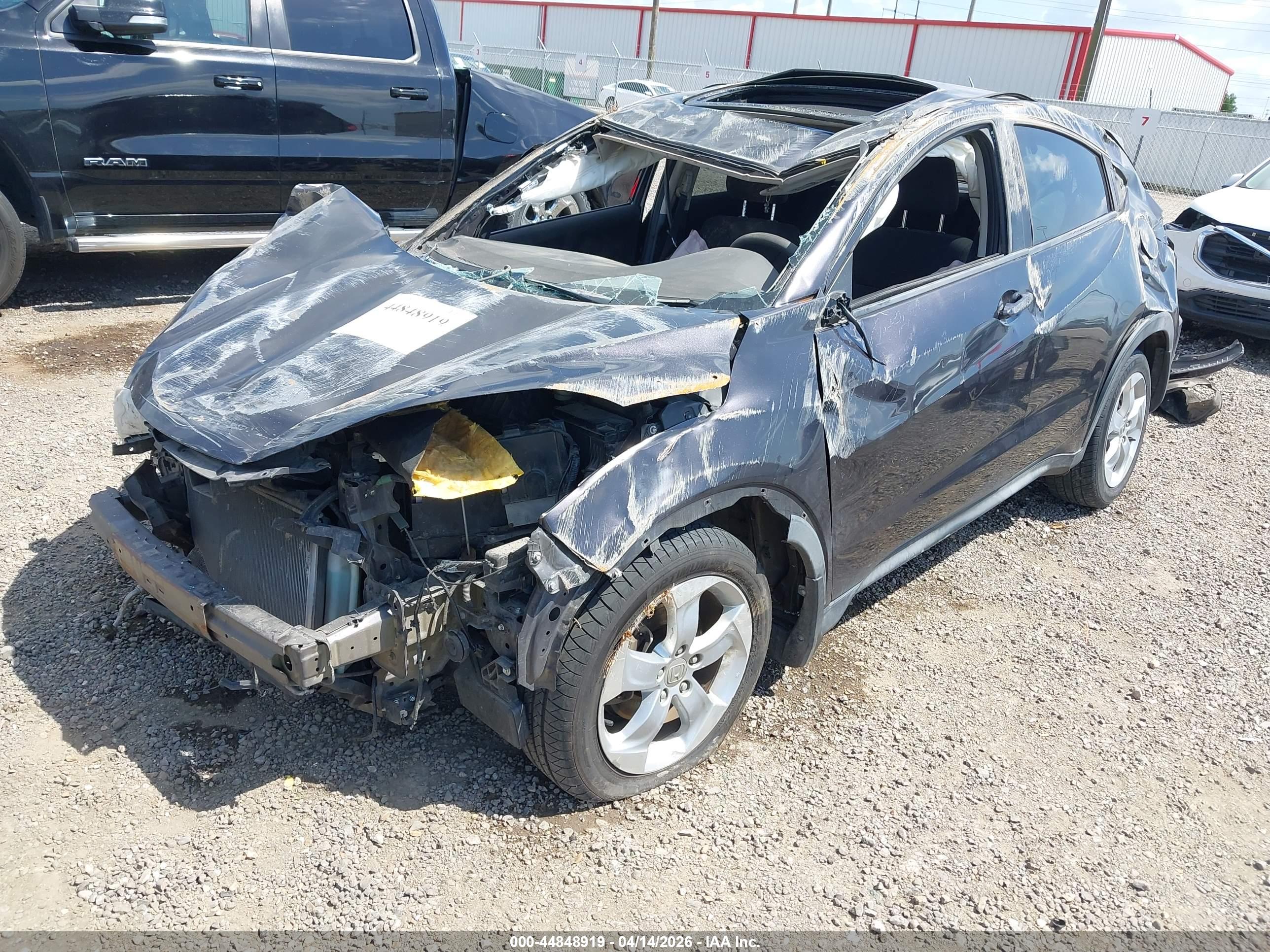 HONDA HR-V image 2