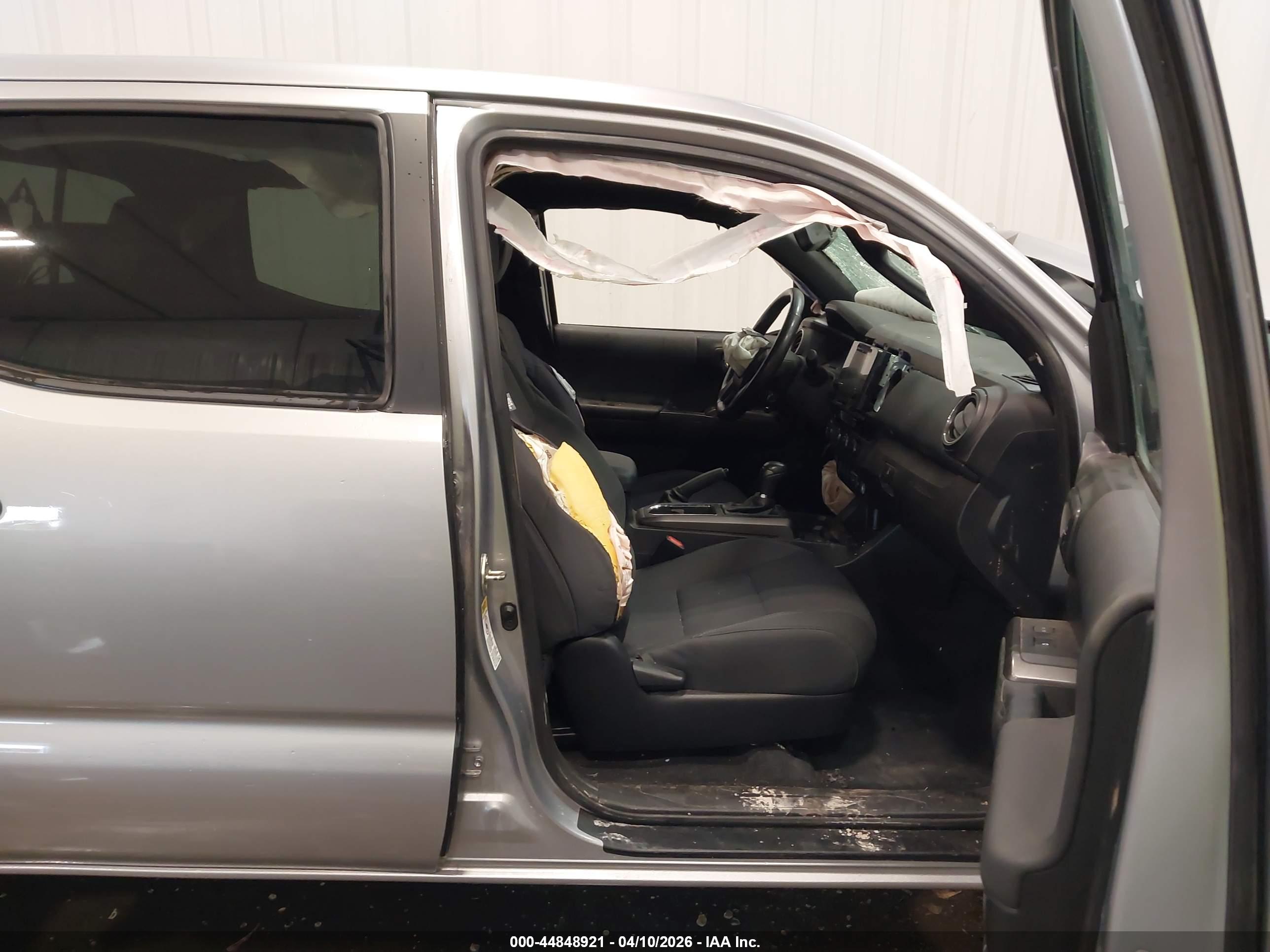 TOYOTA TACOMA image 5