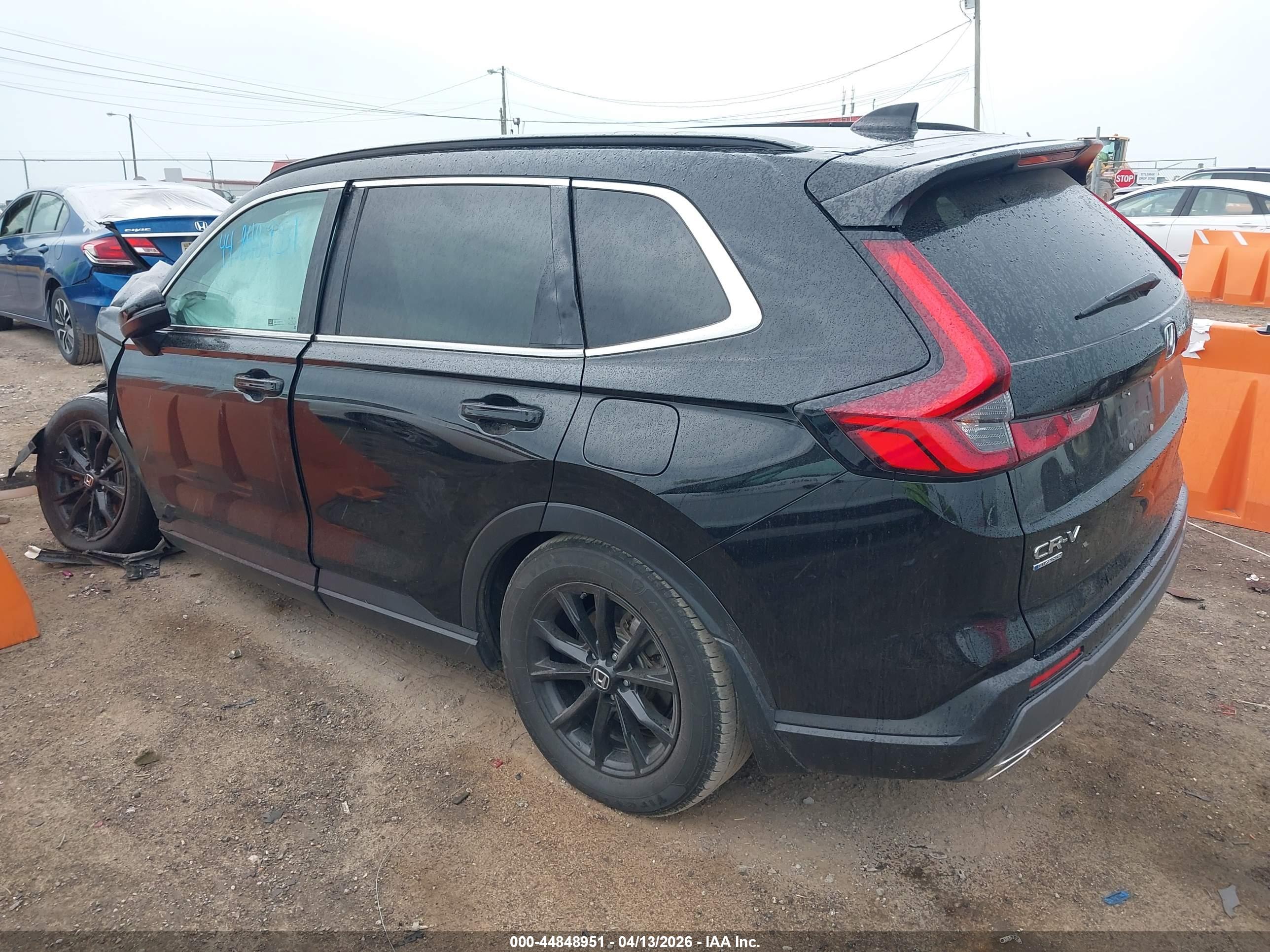 HONDA CR-V image 3