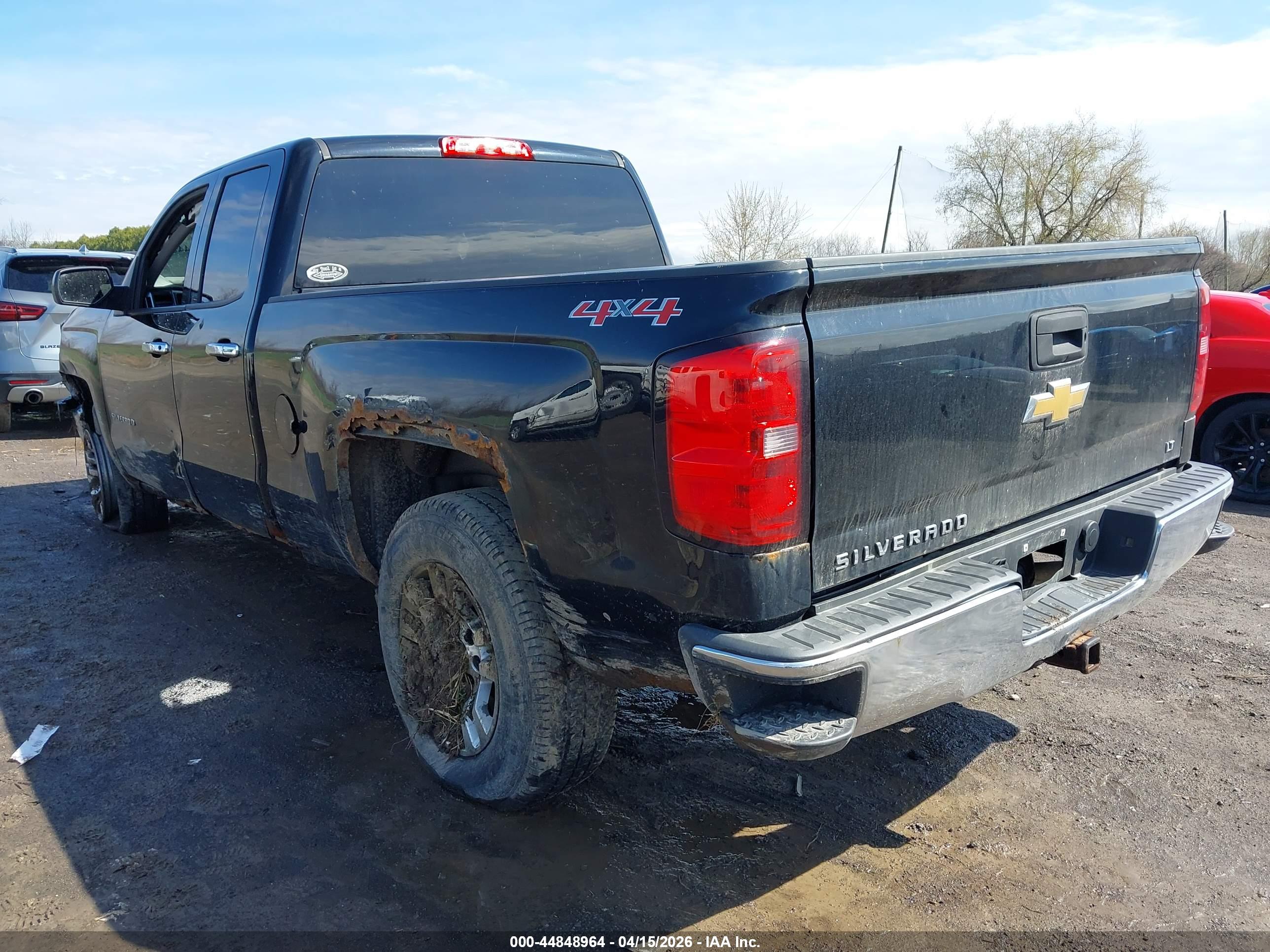CHEVROLET SILVERADO image 3