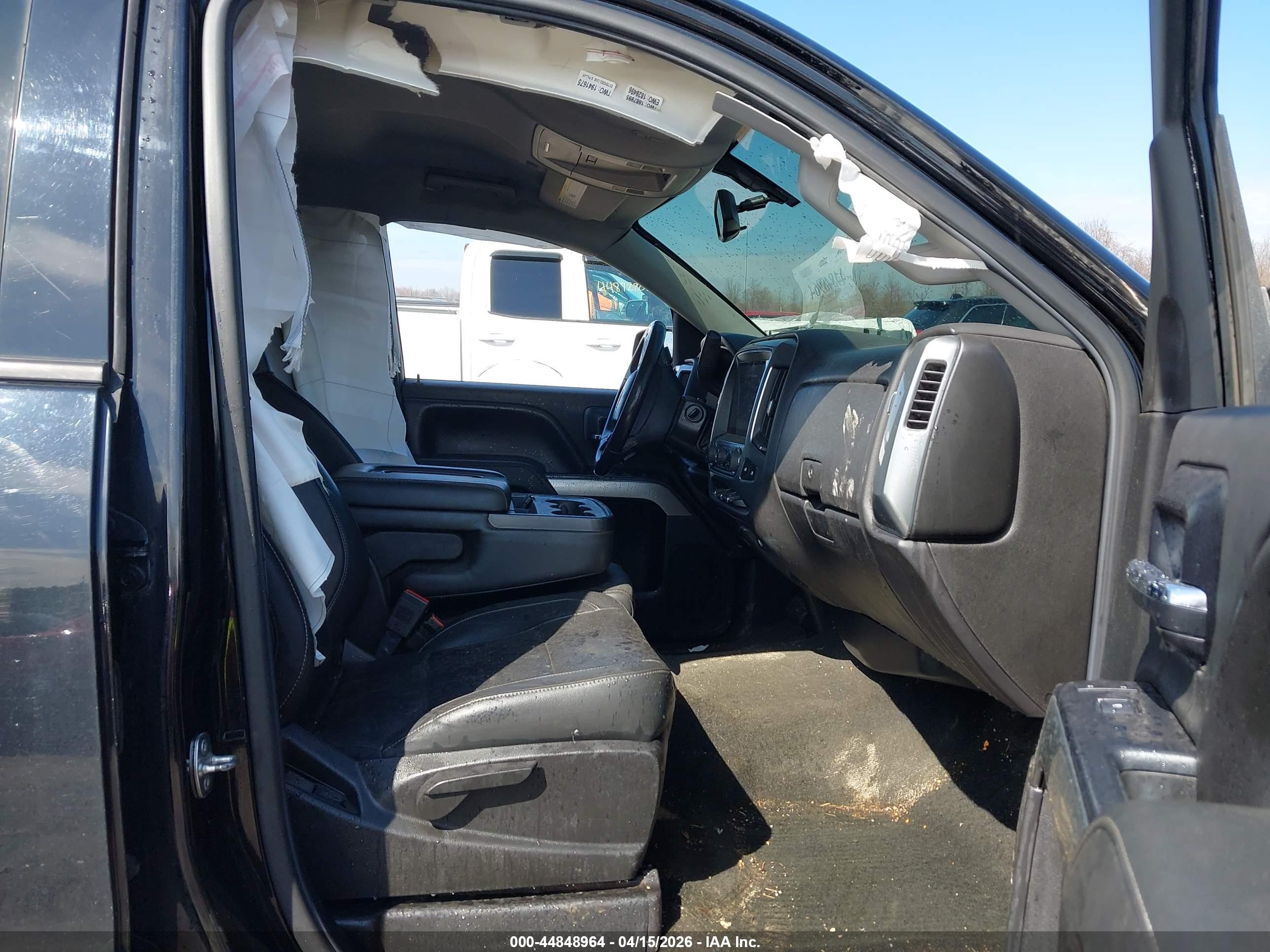 CHEVROLET SILVERADO image 5
