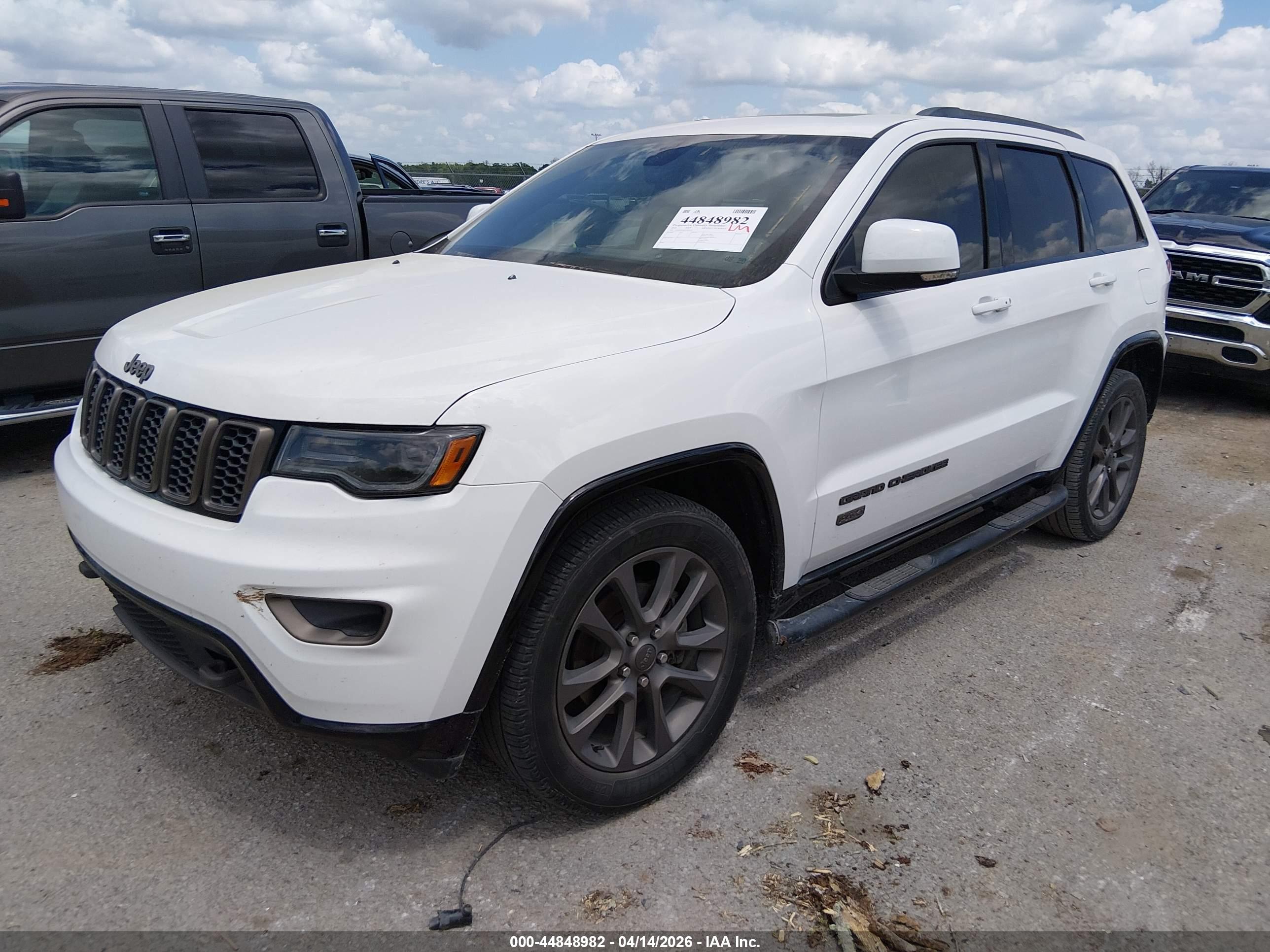 JEEP GRAND image 2