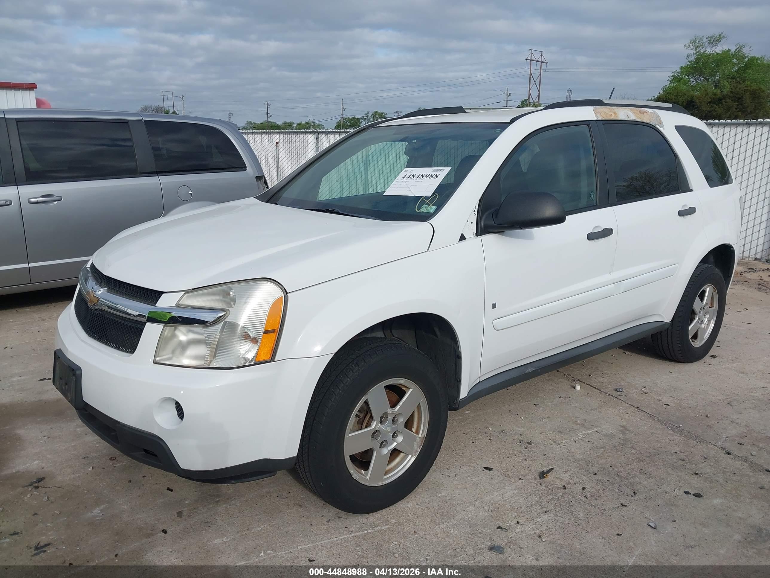 CHEVROLET EQUINOX image 2