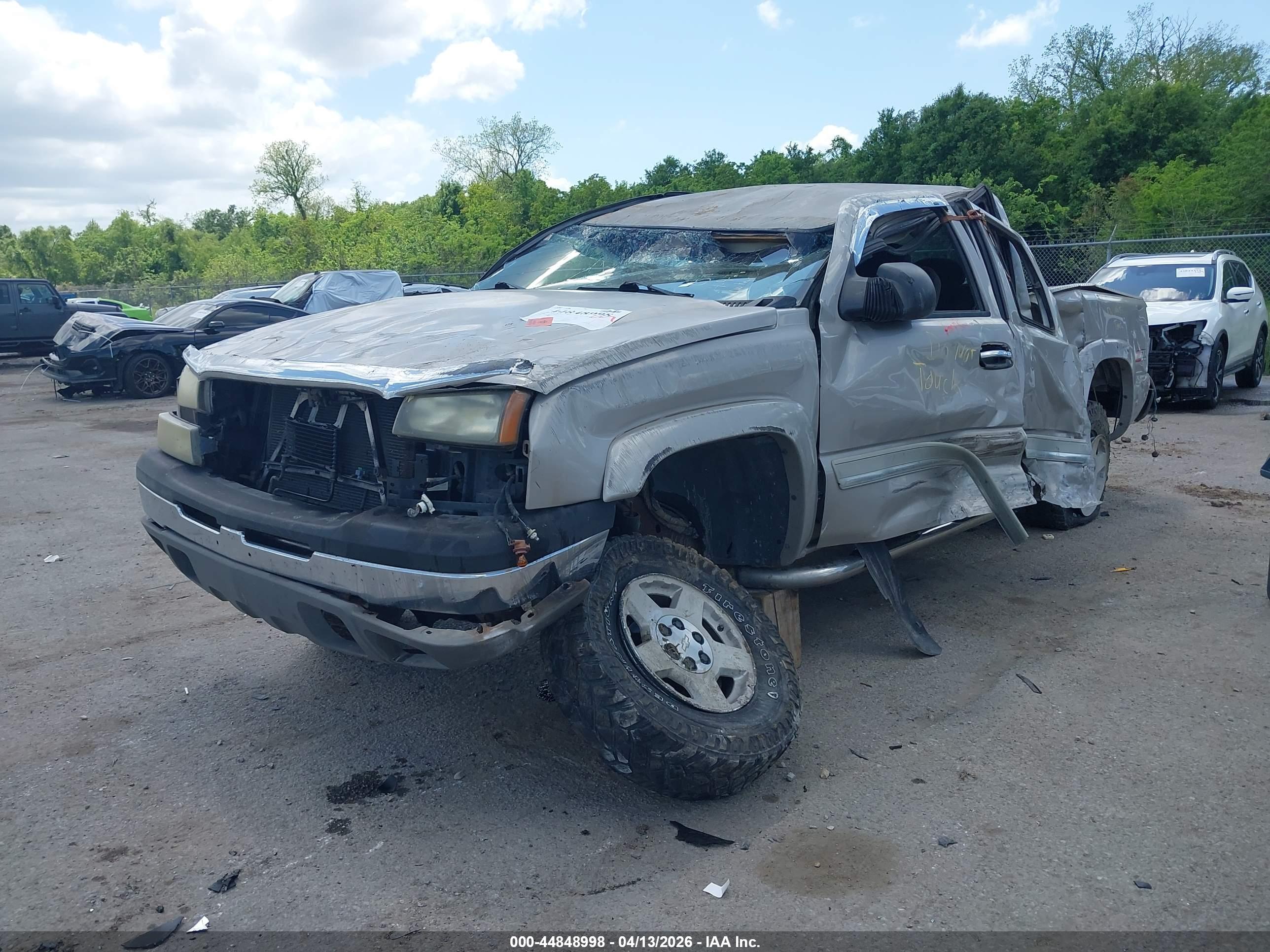 CHEVROLET SILVERADO image 2