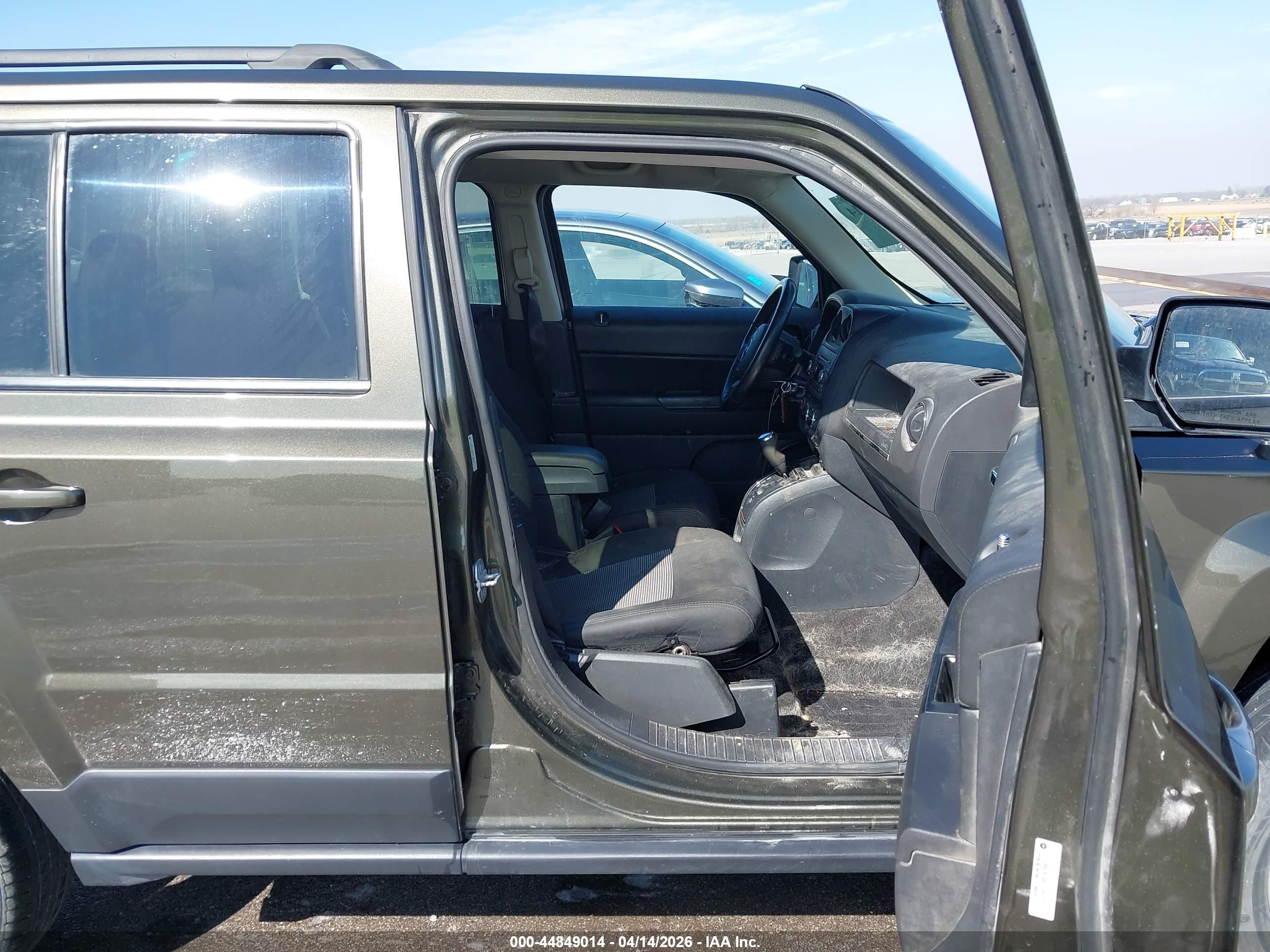 JEEP PATRIOT image 5