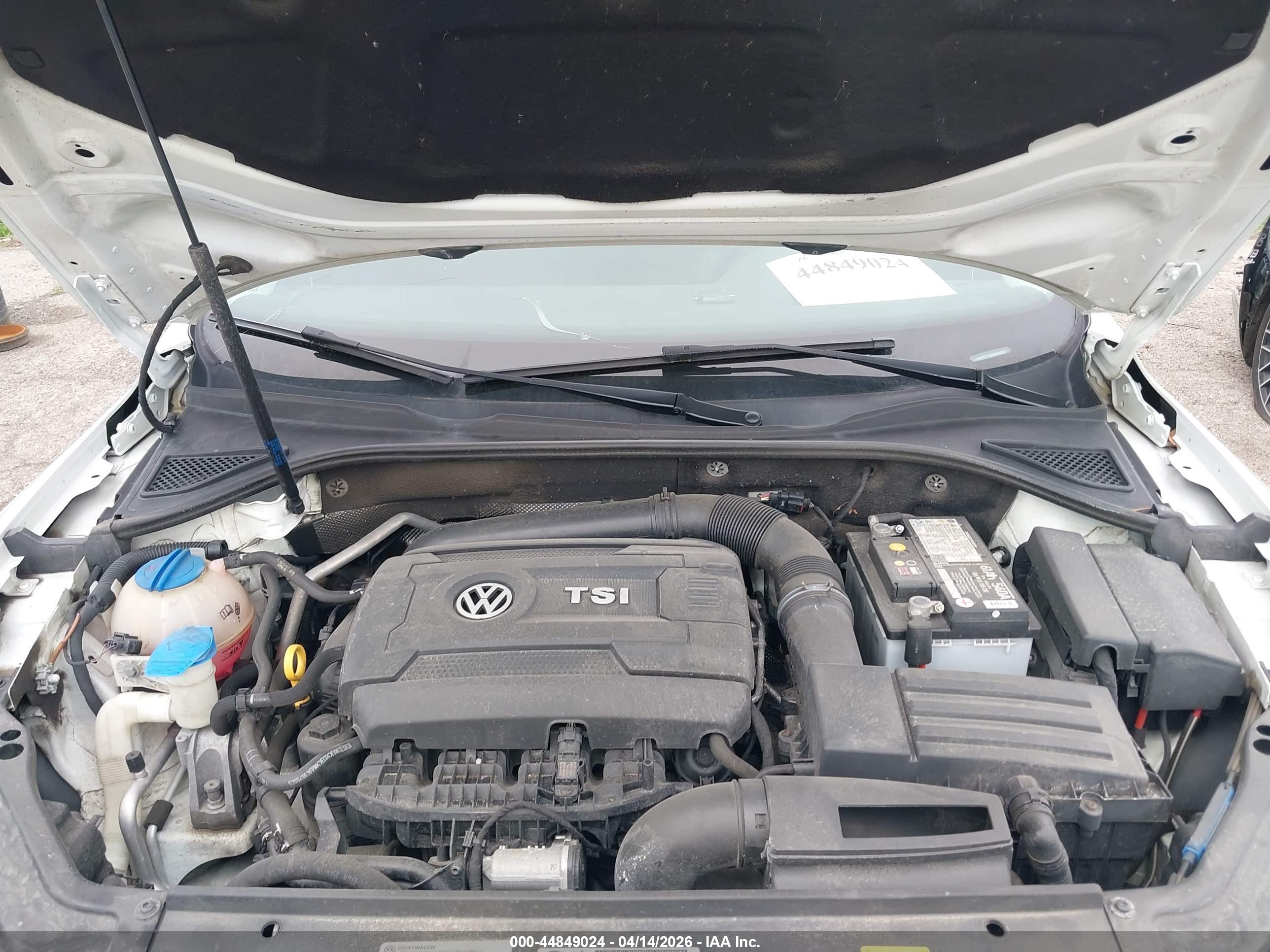 VOLKSWAGEN PASSAT image 10