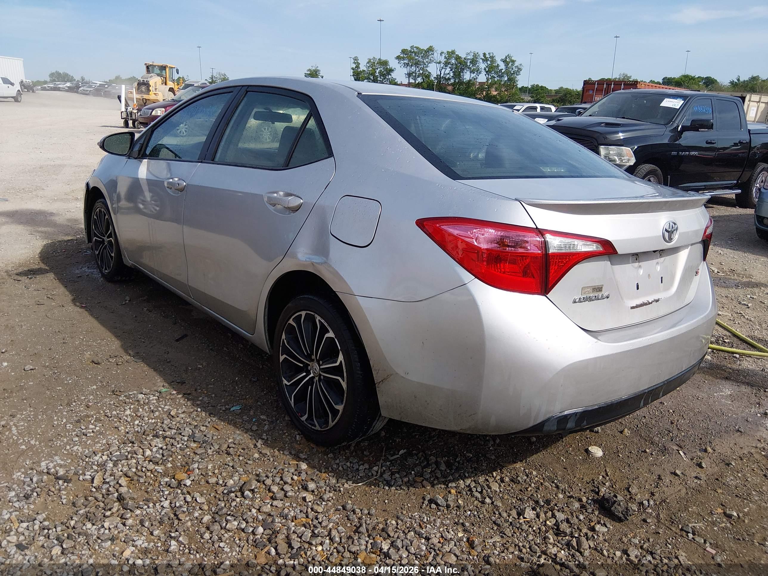 TOYOTA COROLLA image 3