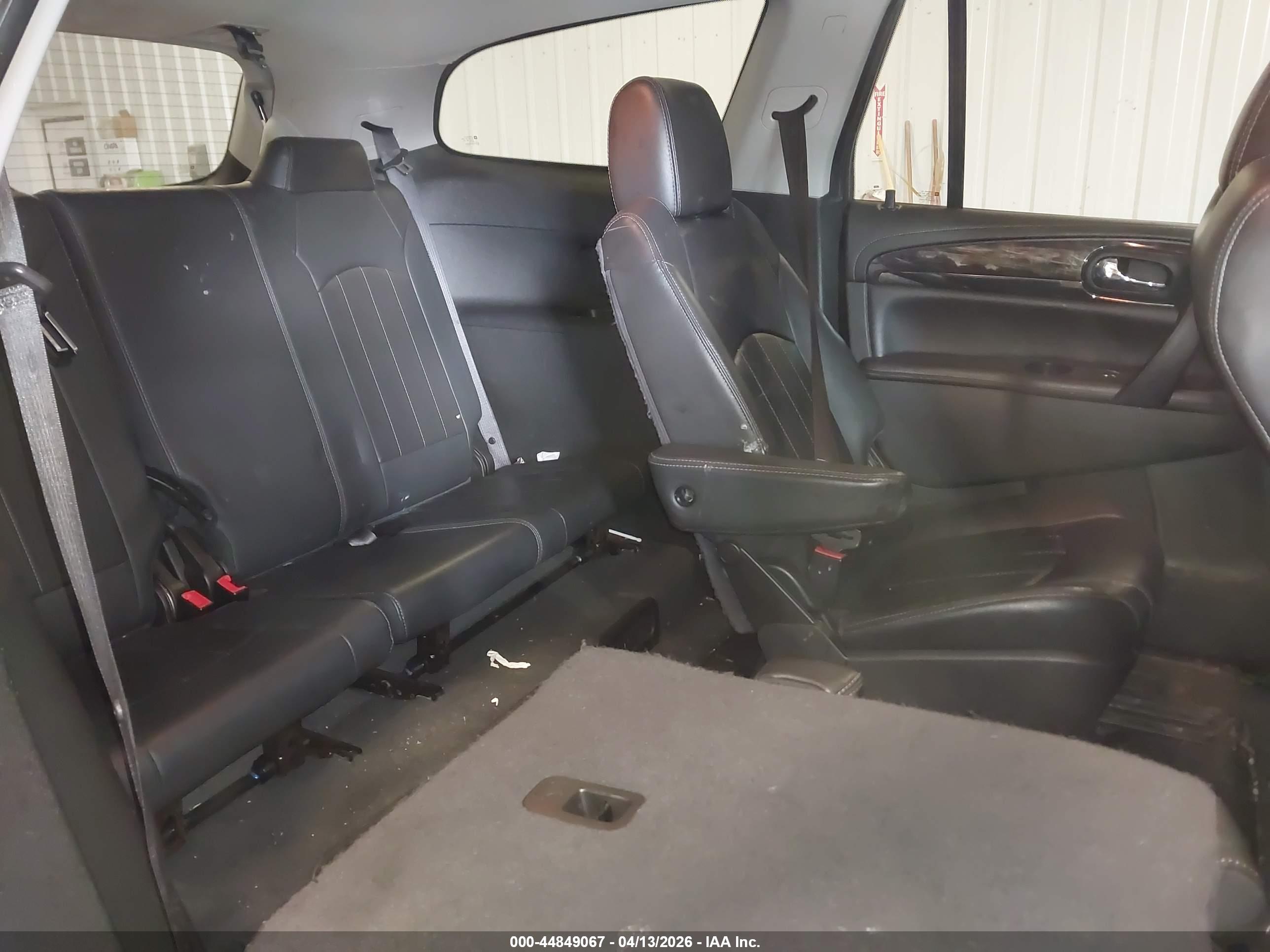 BUICK ENCLAVE image 8