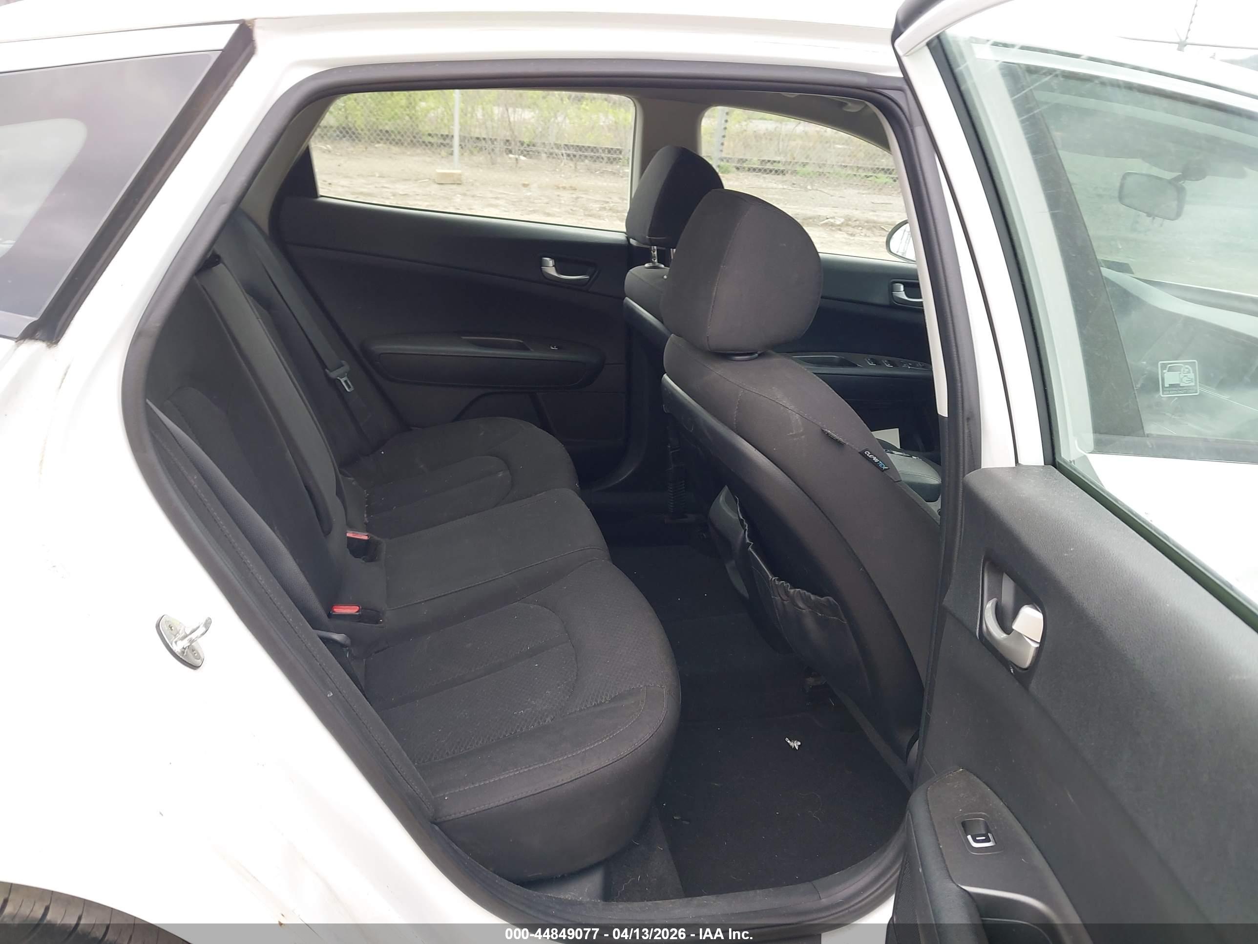 KIA OPTIMA image 8