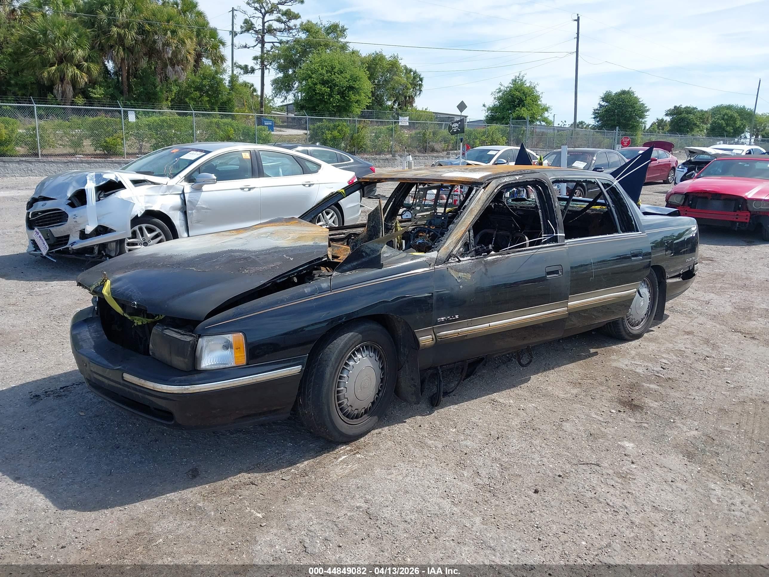 CADILLAC DEVILLE image 2