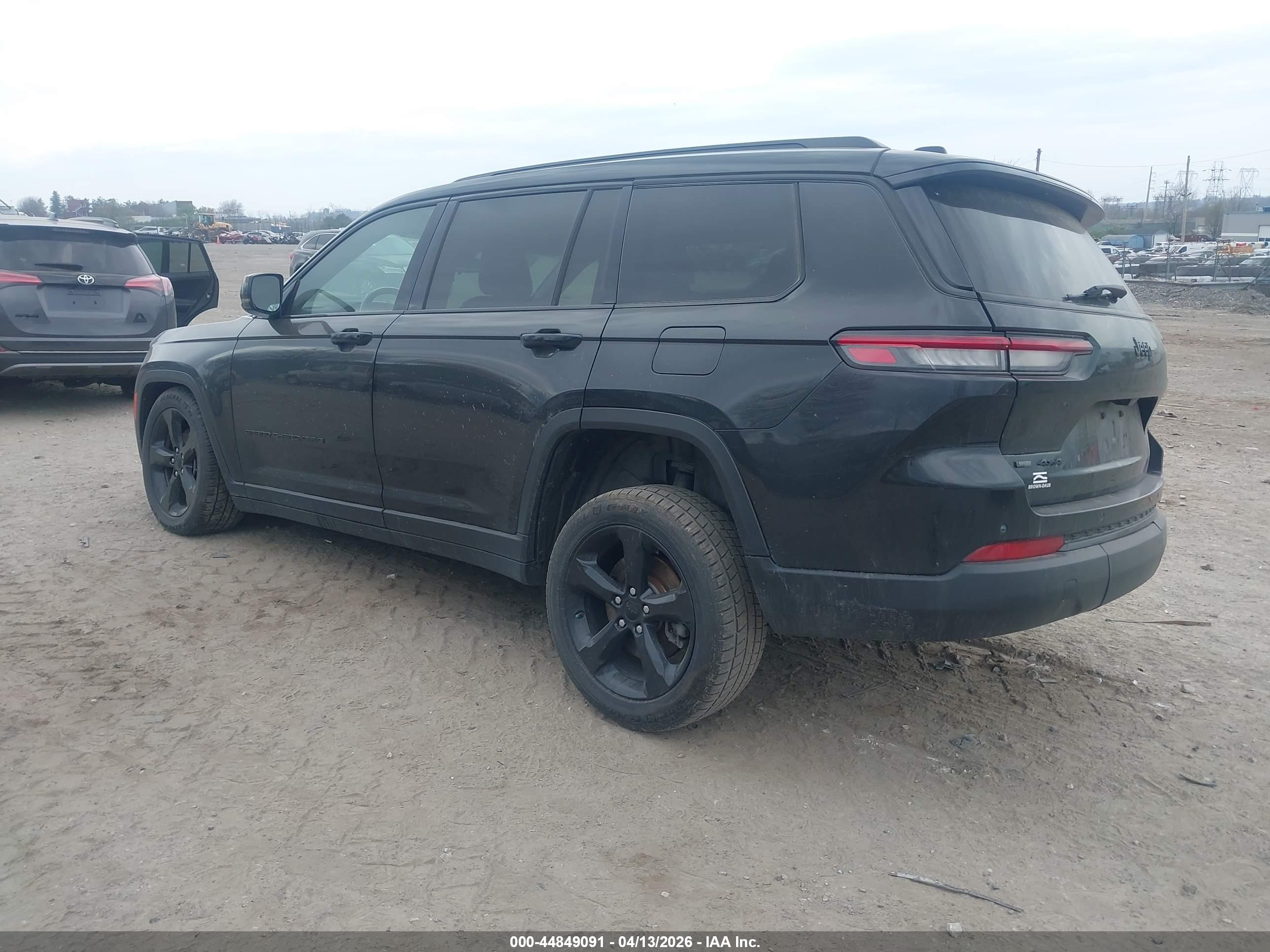 JEEP GRAND image 3