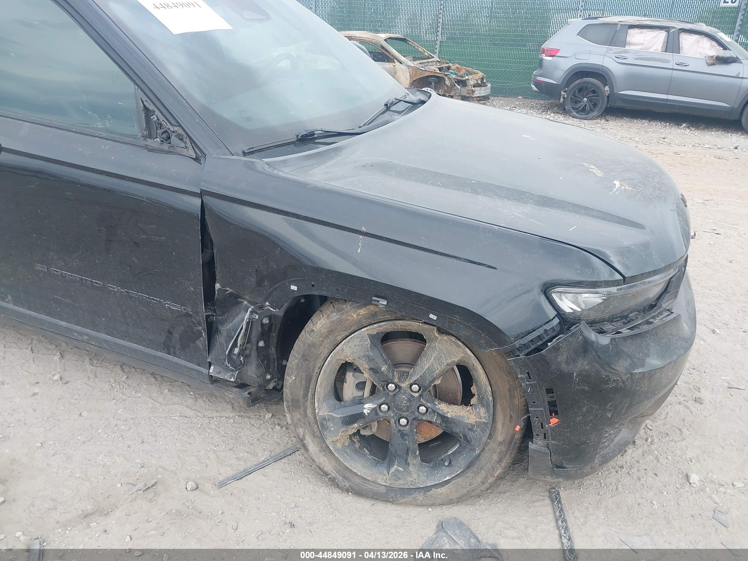 JEEP GRAND image 6