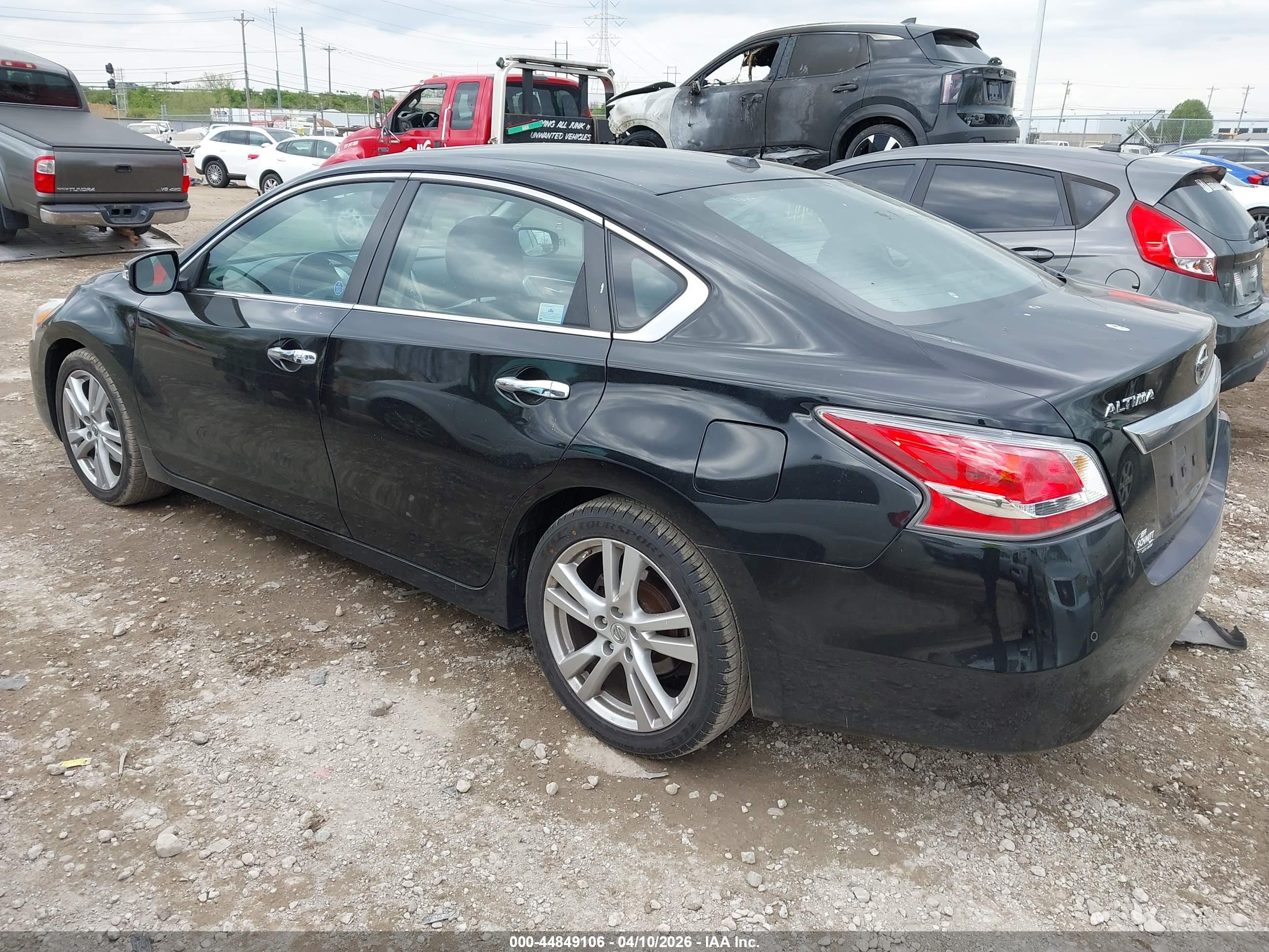 NISSAN ALTIMA image 3