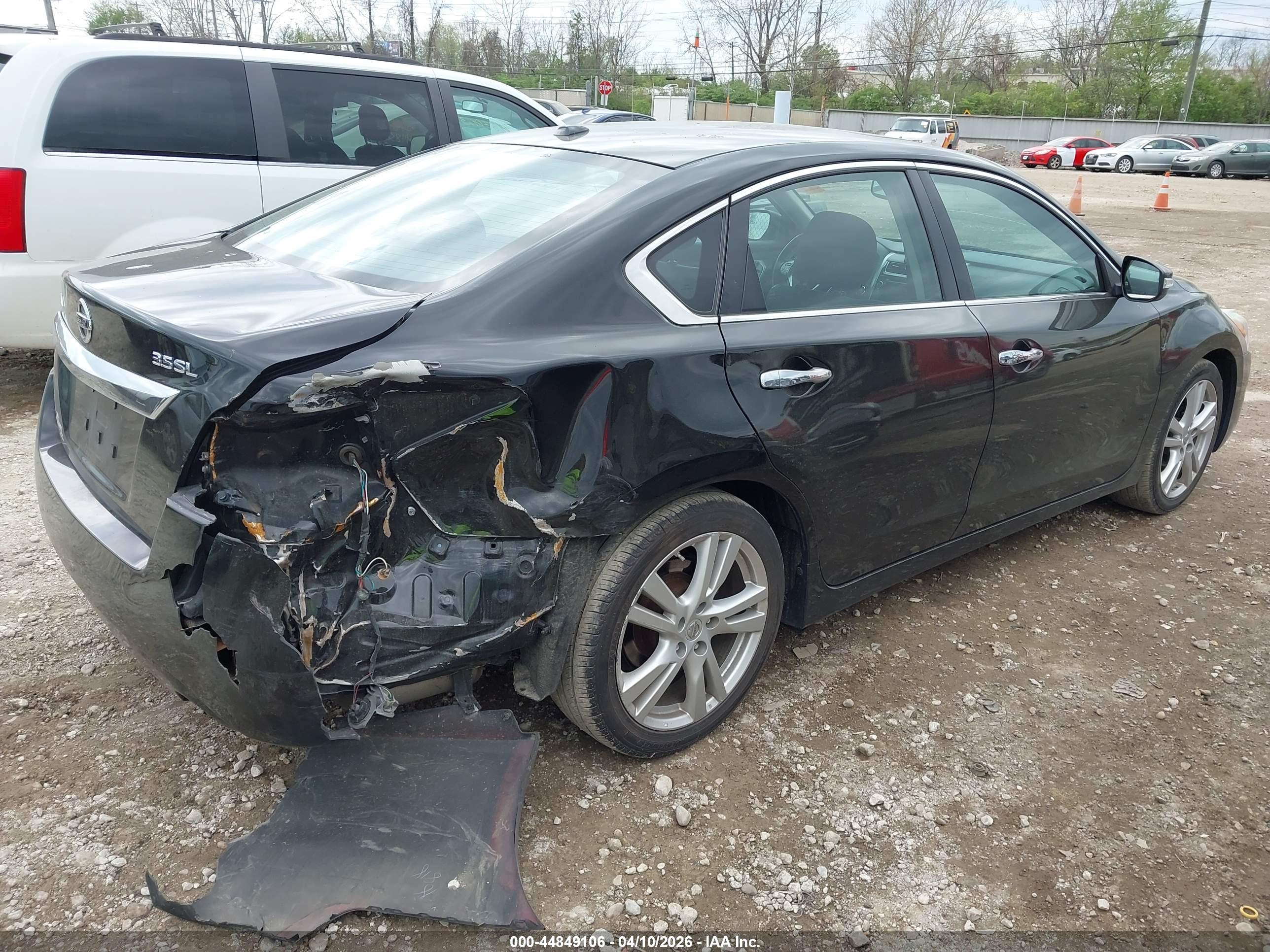NISSAN ALTIMA image 4
