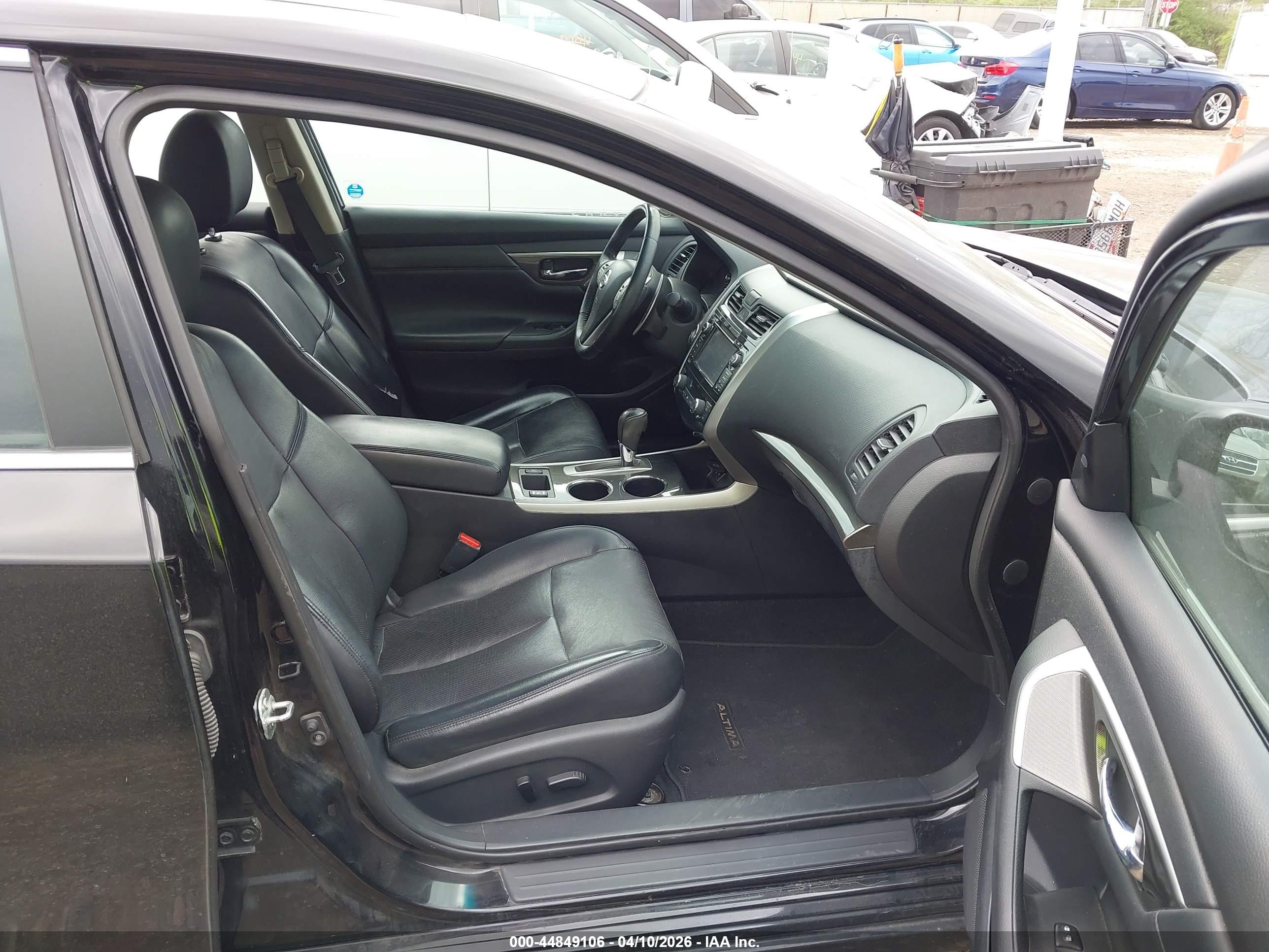 NISSAN ALTIMA image 5