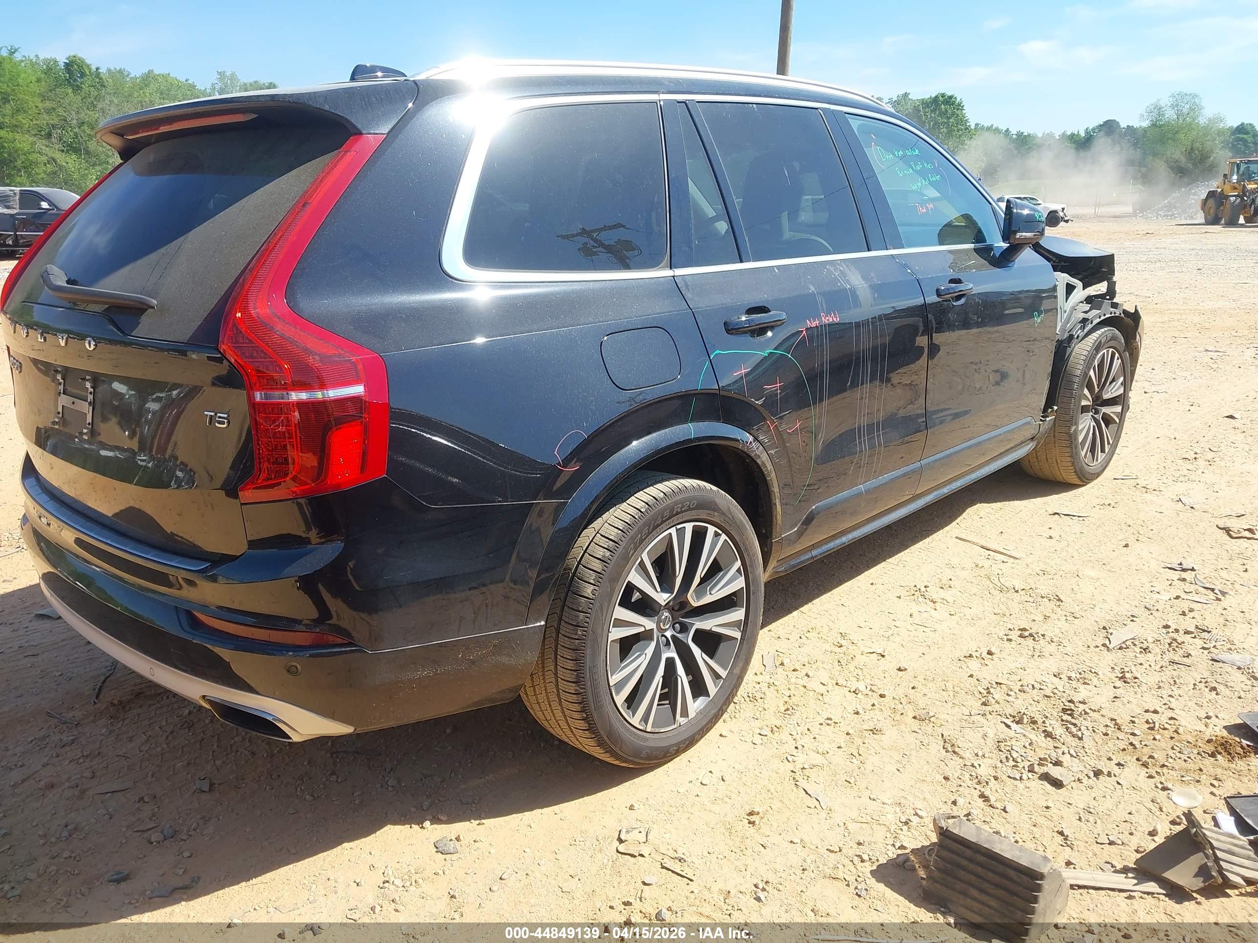 VOLVO XC90 image 4
