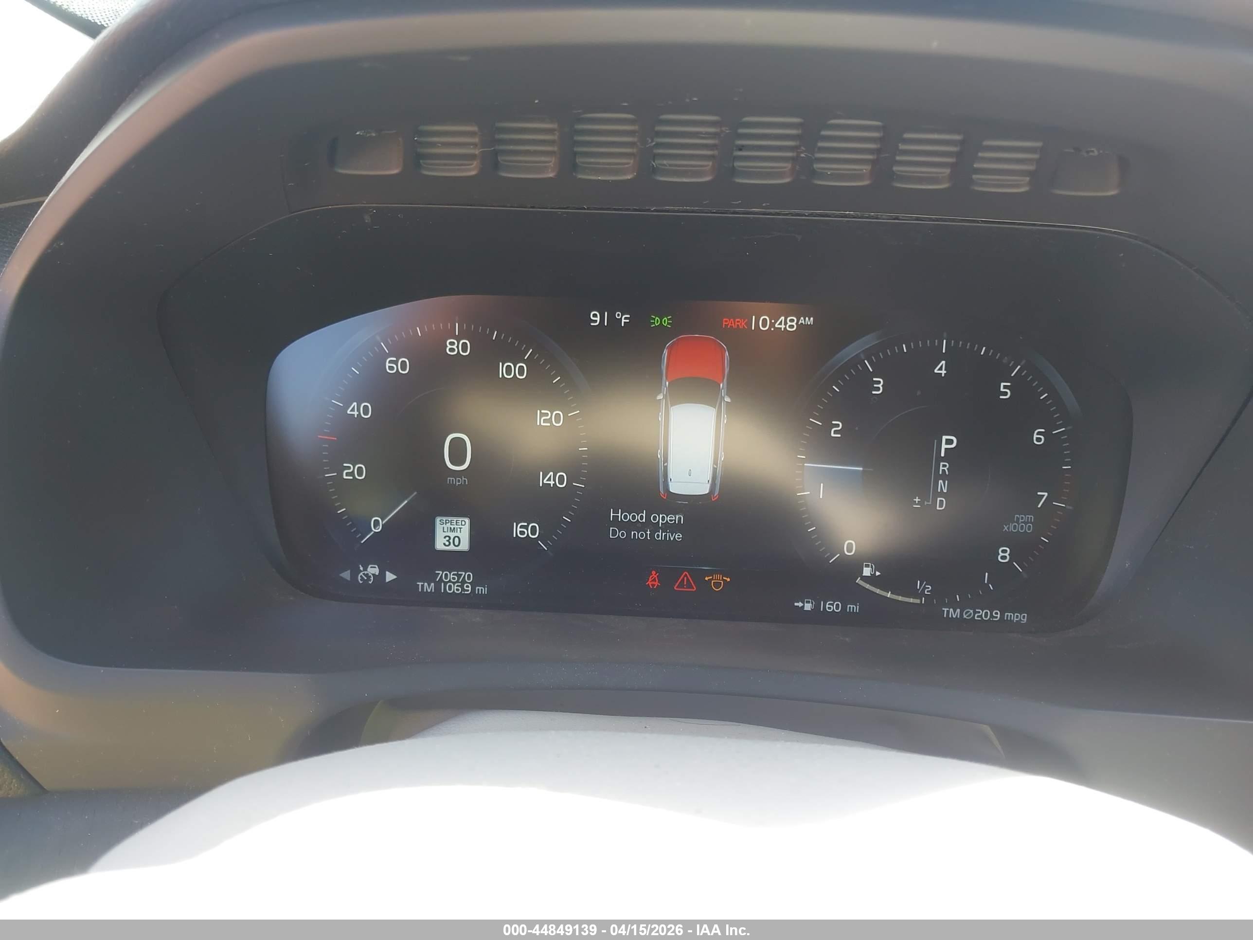 VOLVO XC90 image 7