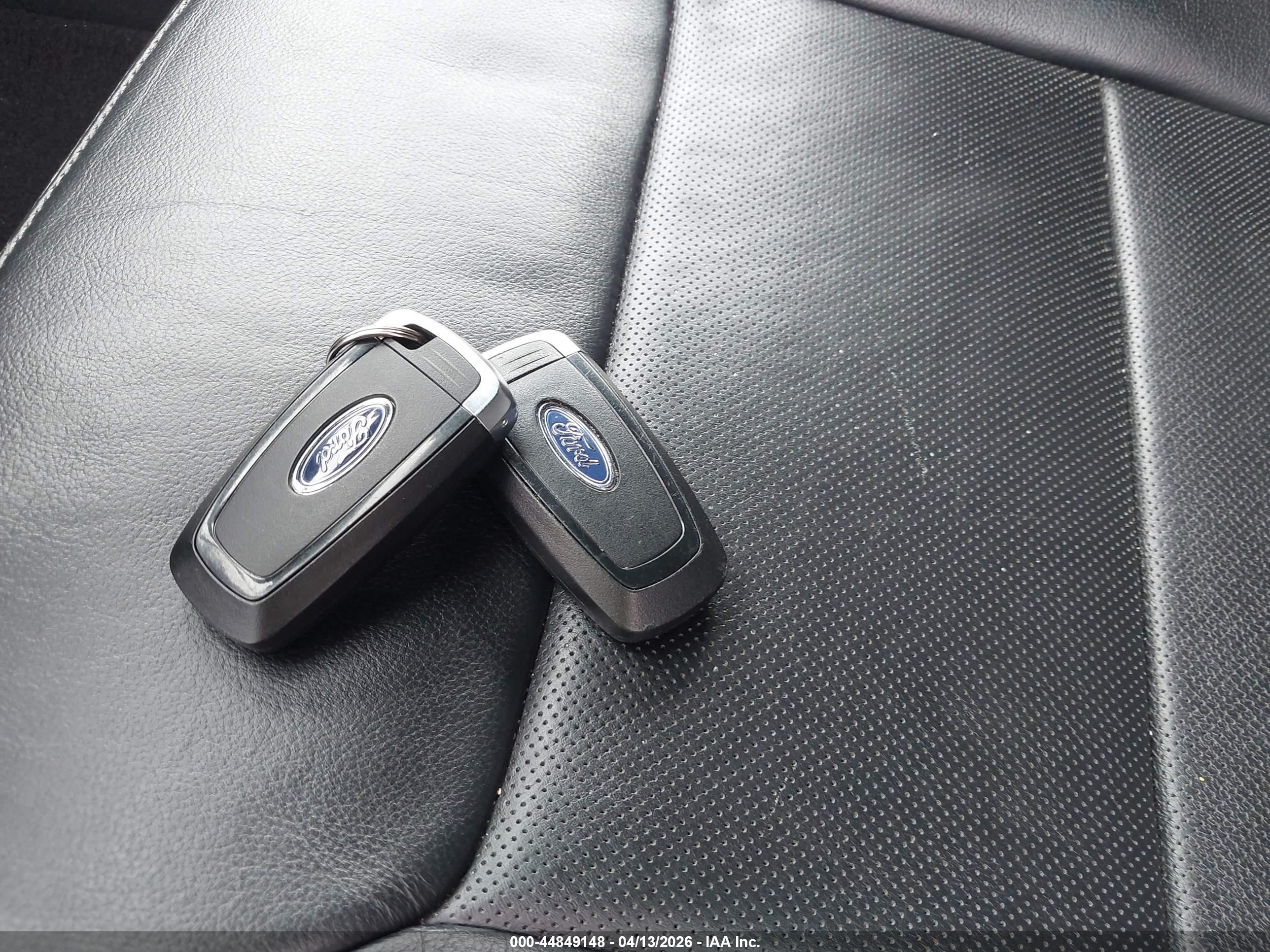 FORD EXPLORER image 11