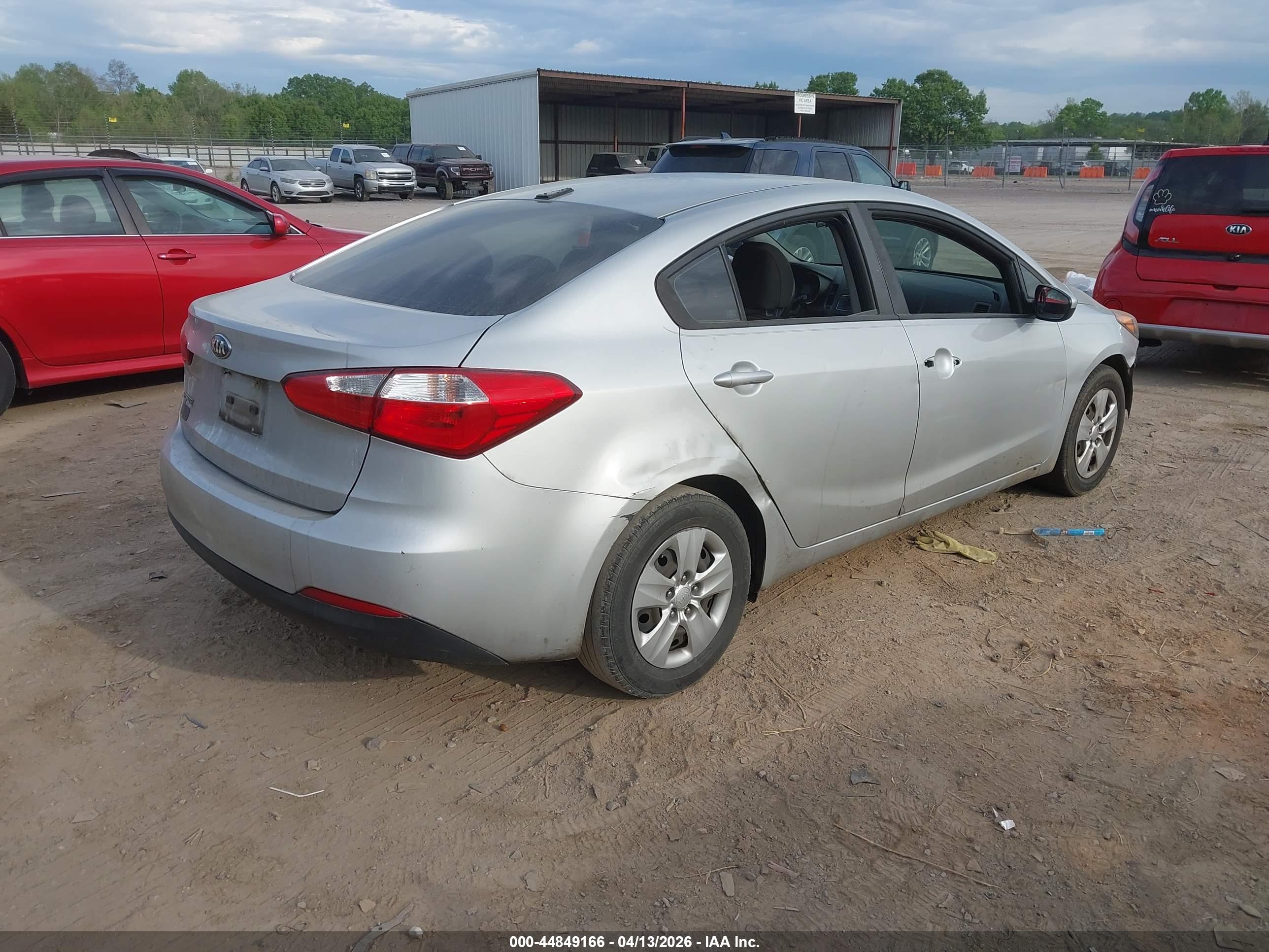 KIA FORTE image 4