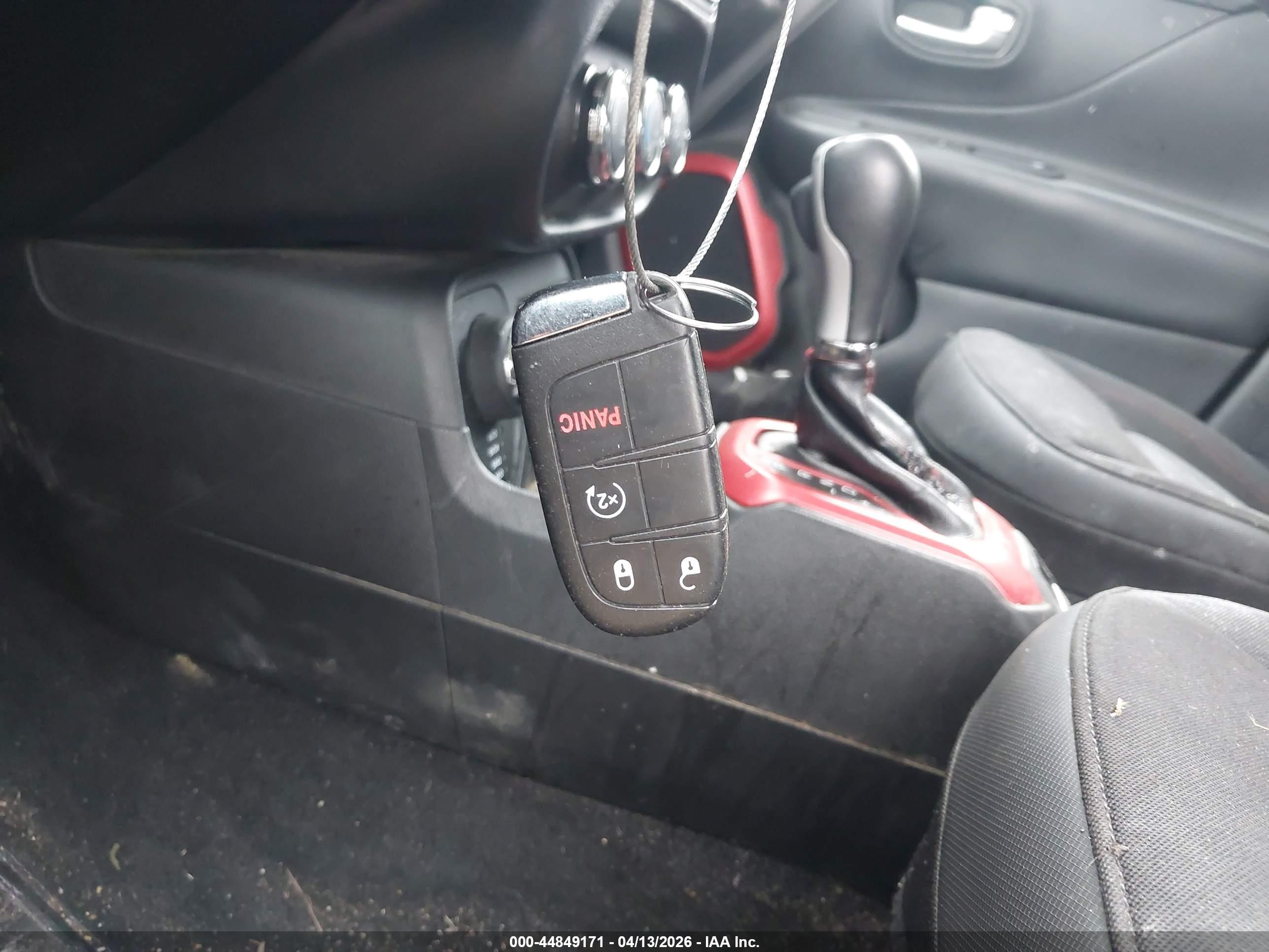JEEP RENEGADE image 11