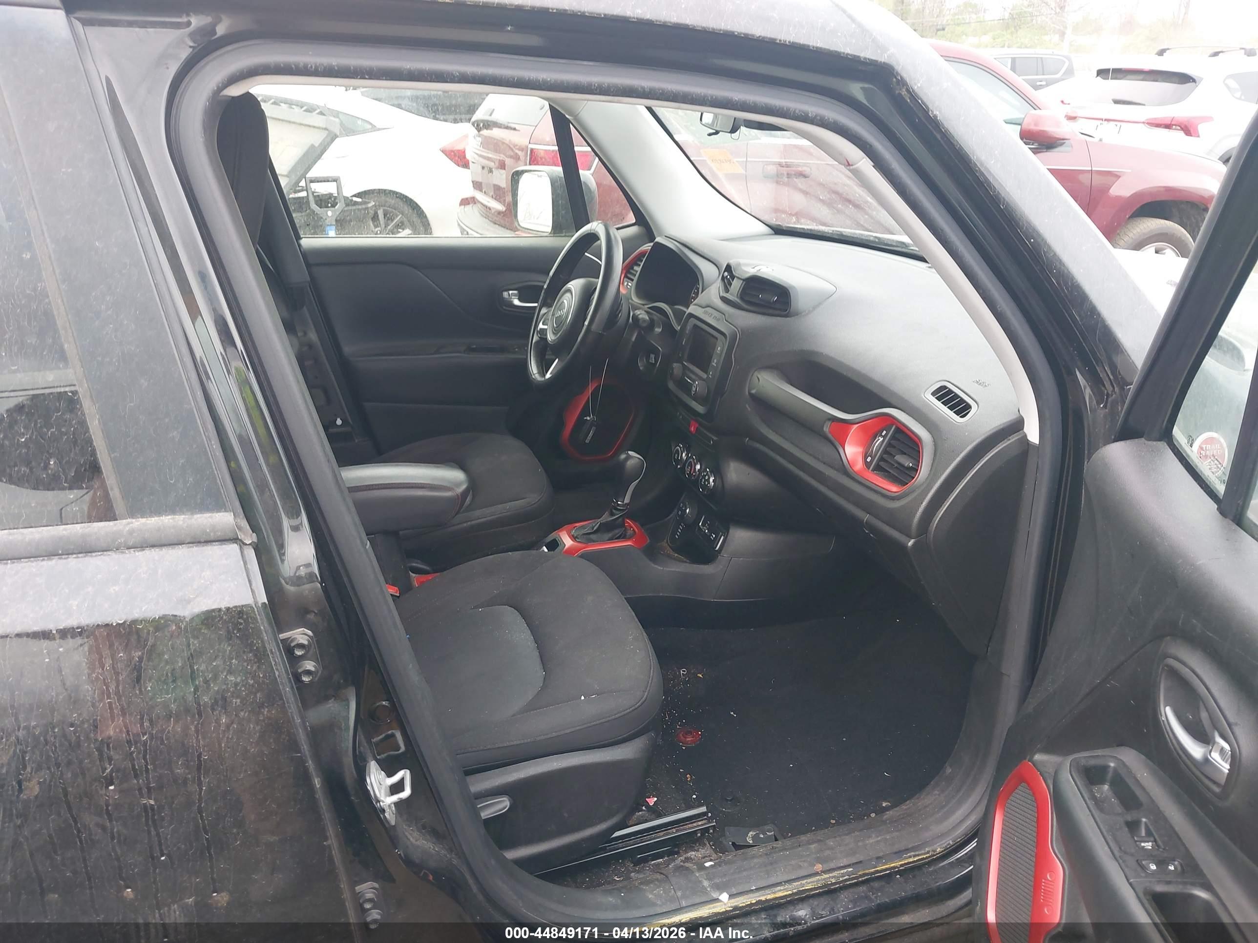 JEEP RENEGADE image 5