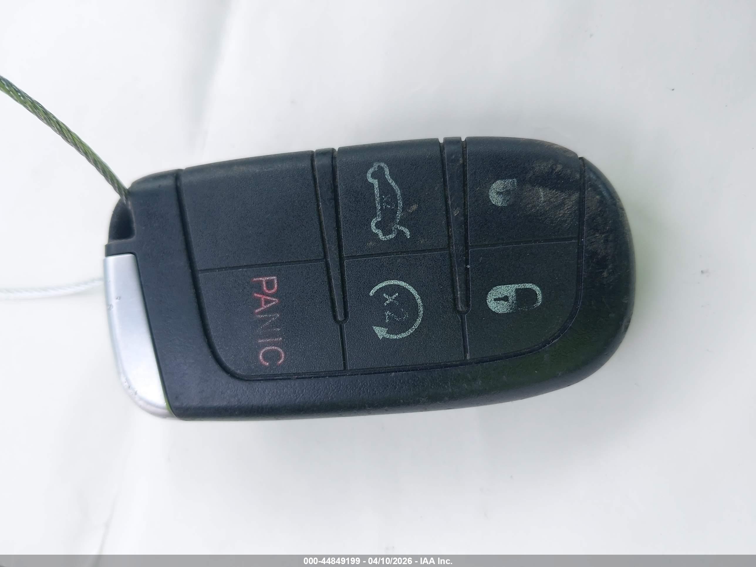 CHRYSLER 300 image 11