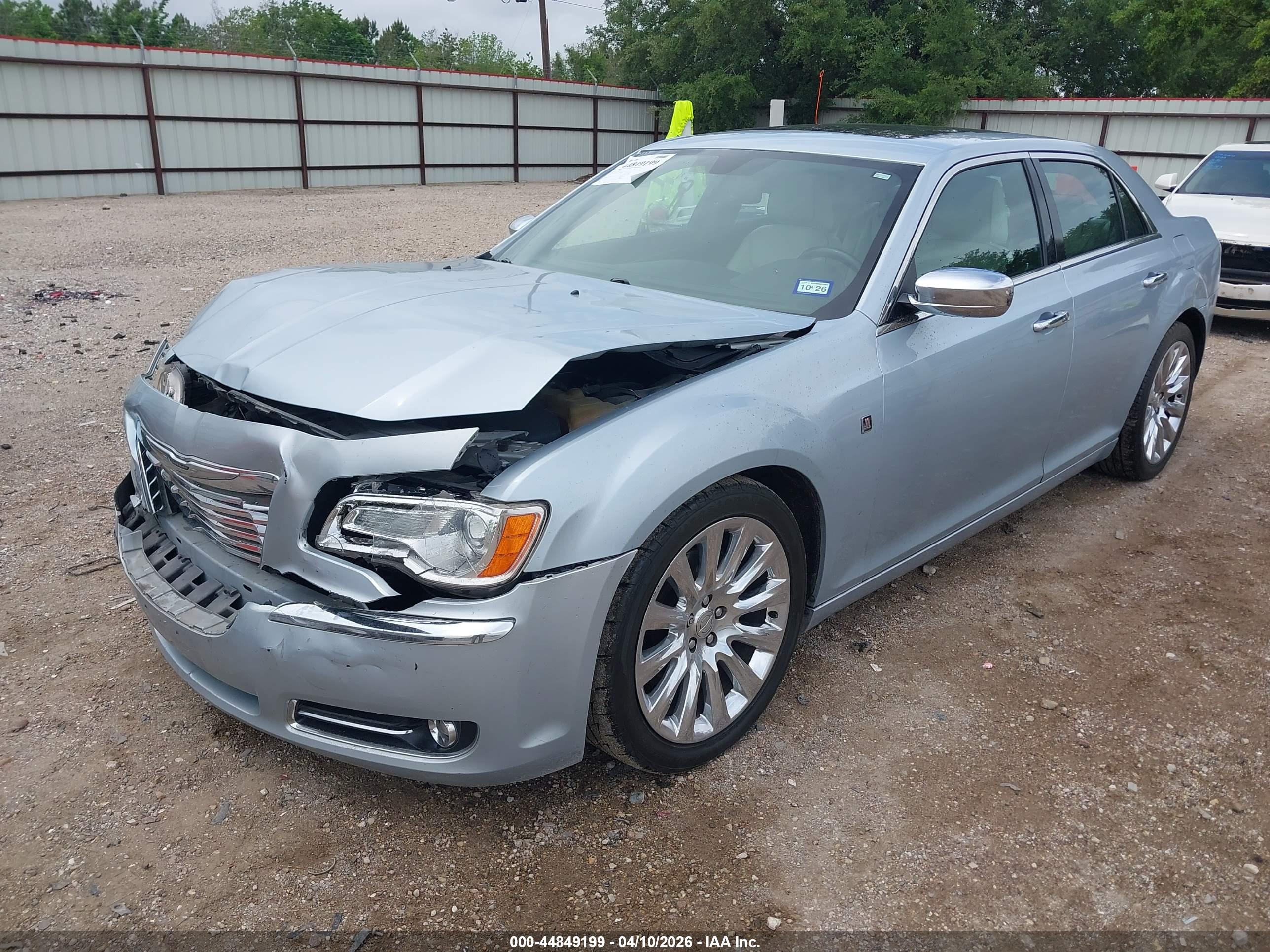 CHRYSLER 300 image 2