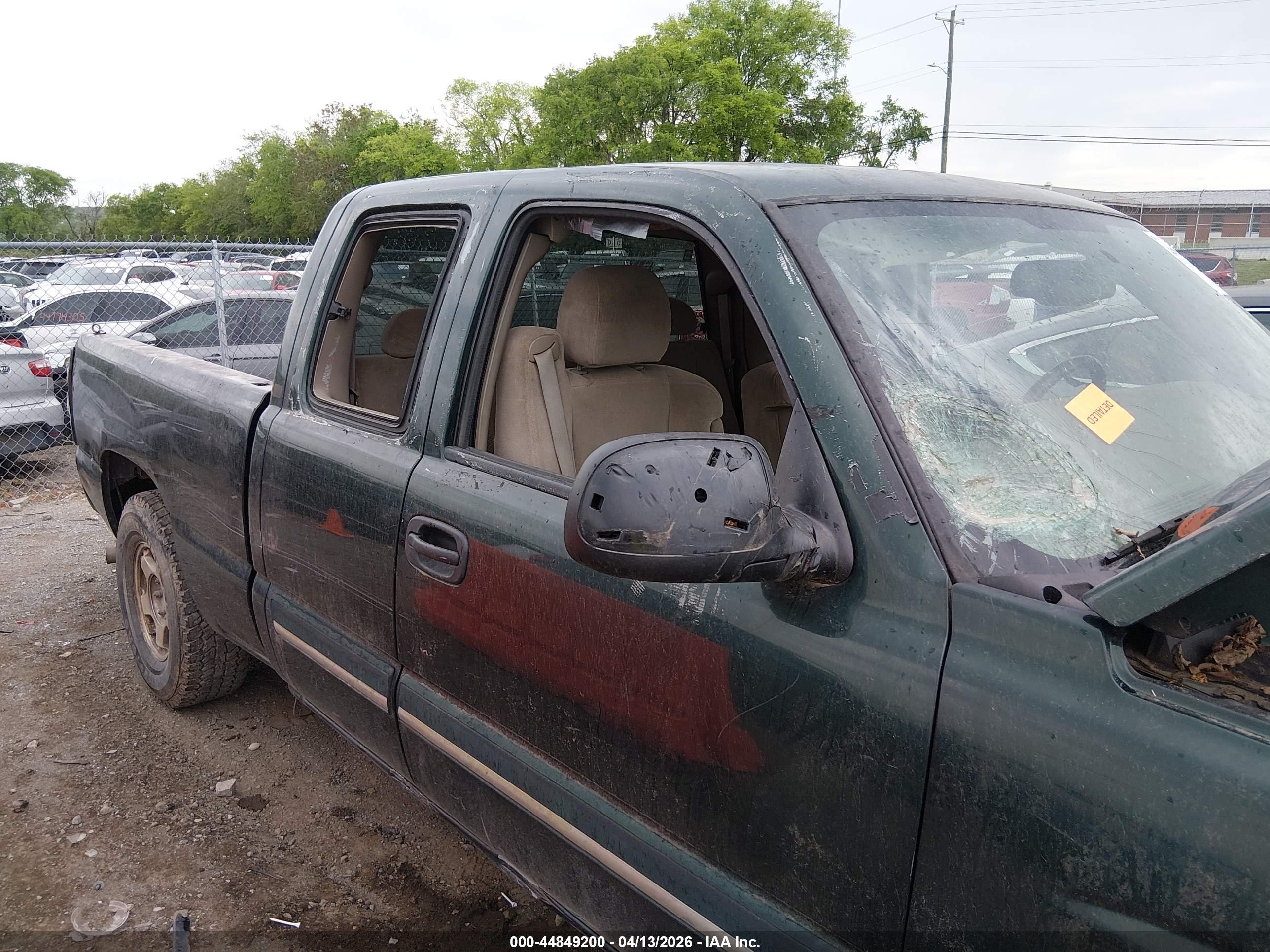 CHEVROLET SILVERADO image 6