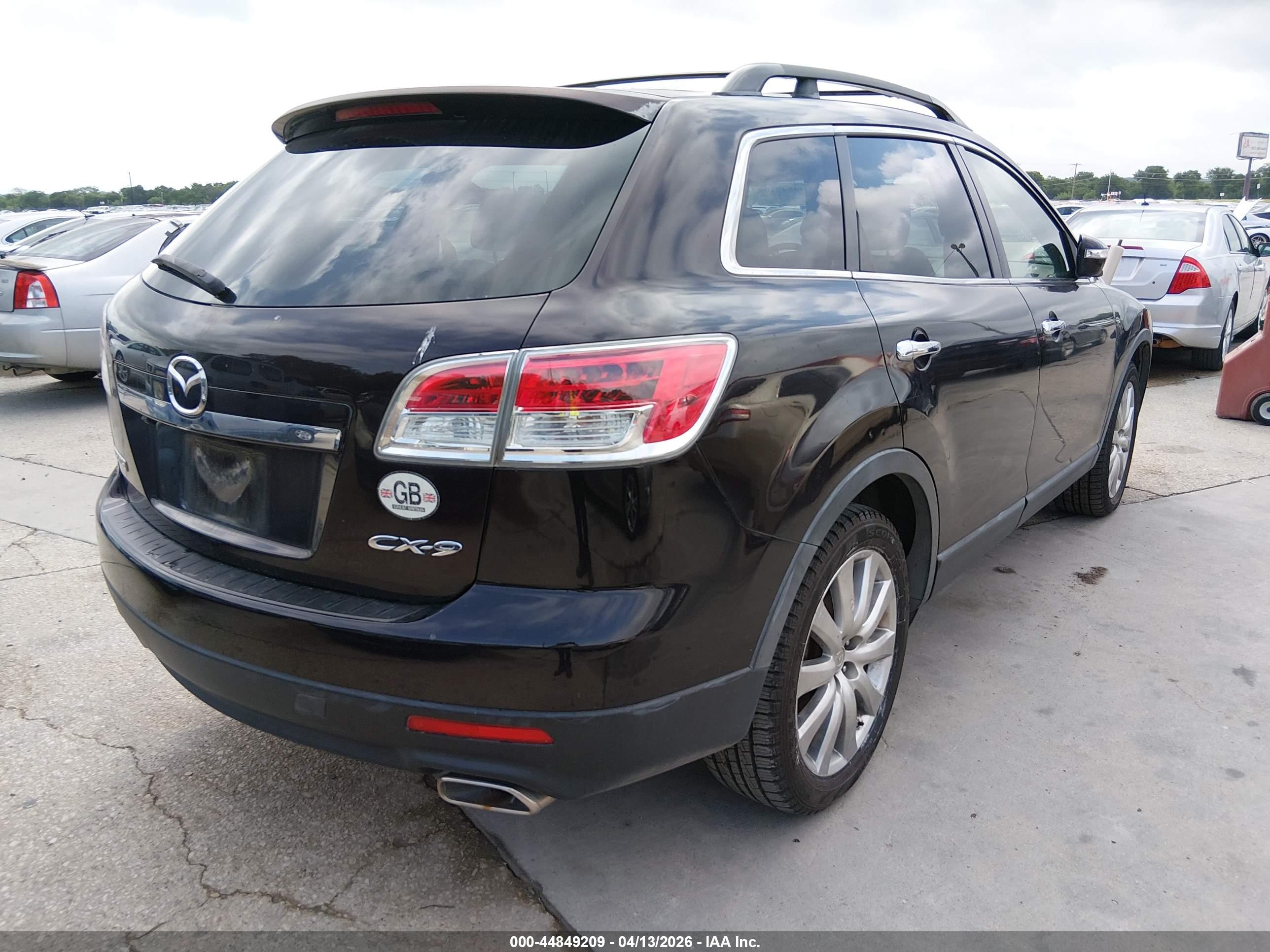 MAZDA CX-9 image 4