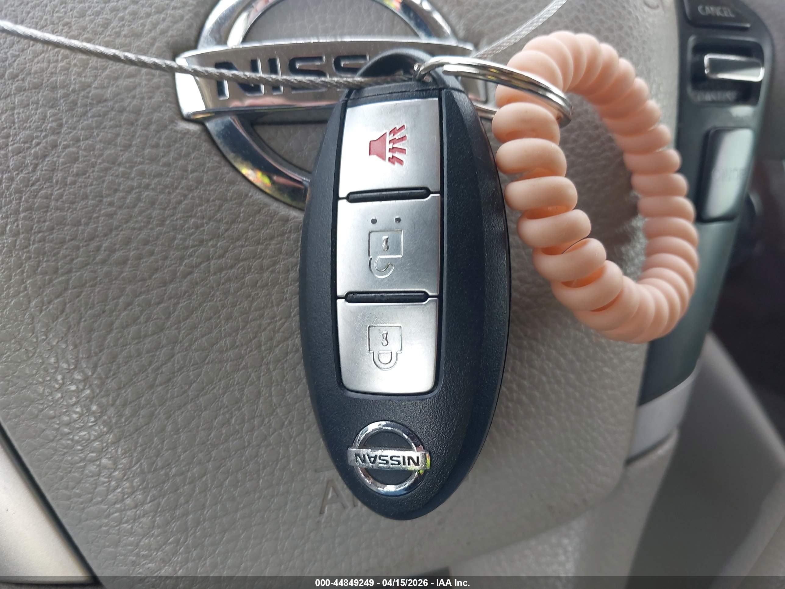NISSAN QUEST image 11