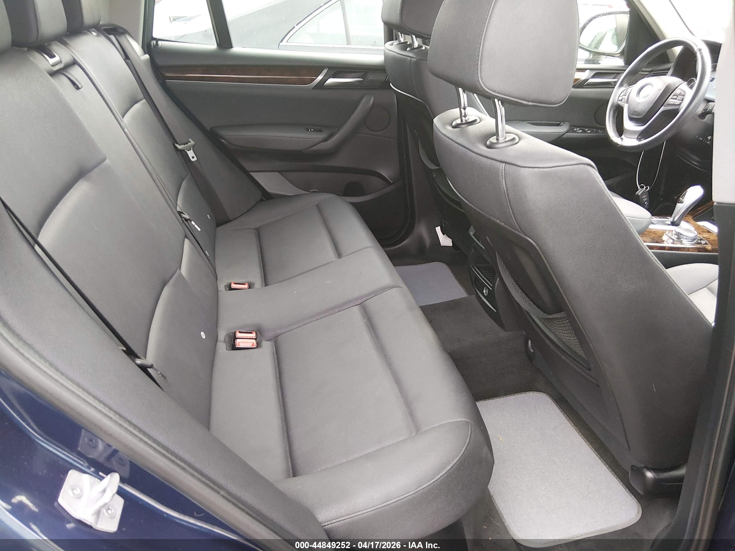 BMW X3 image 8