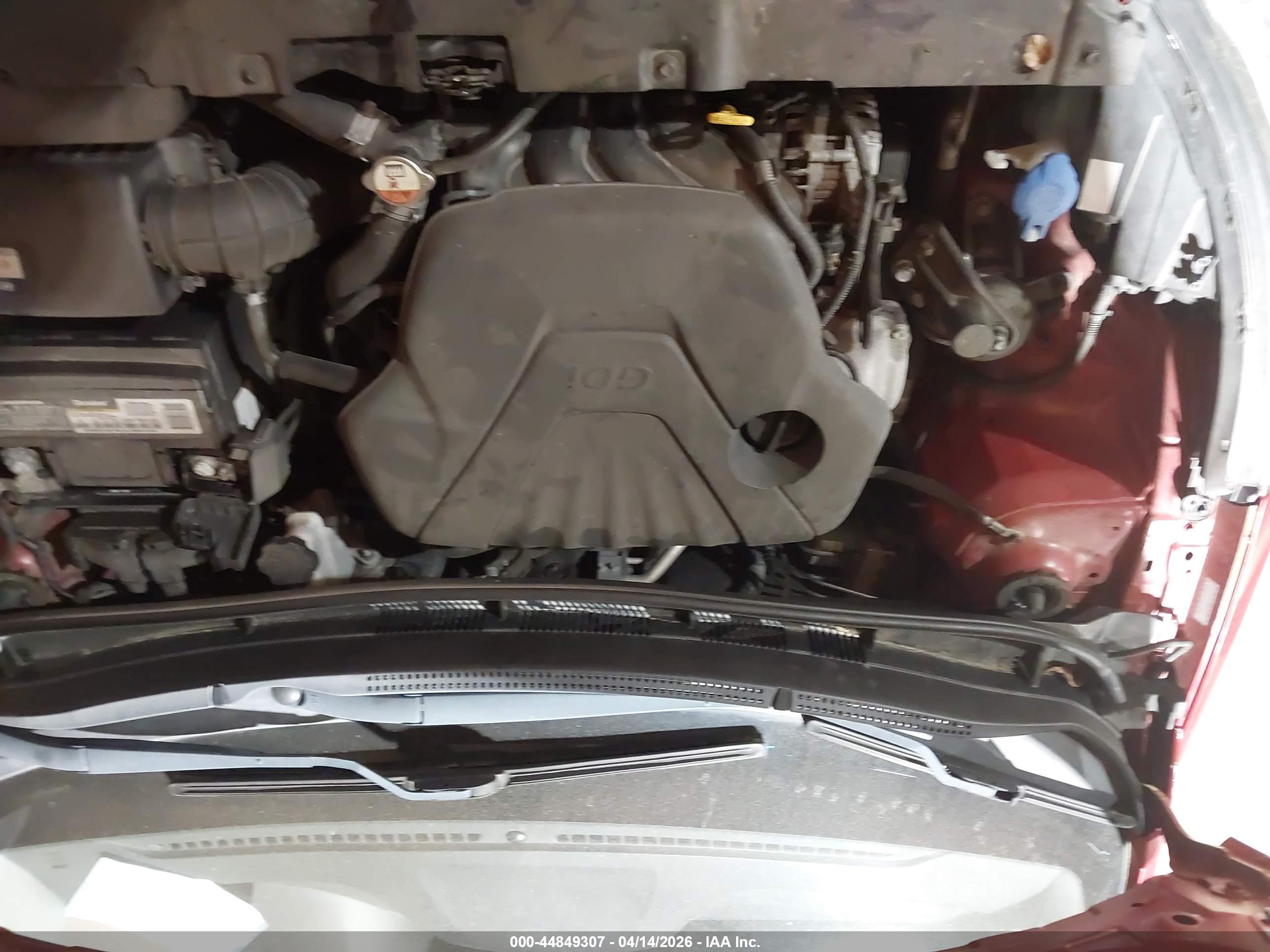 HYUNDAI ACCENT image 10