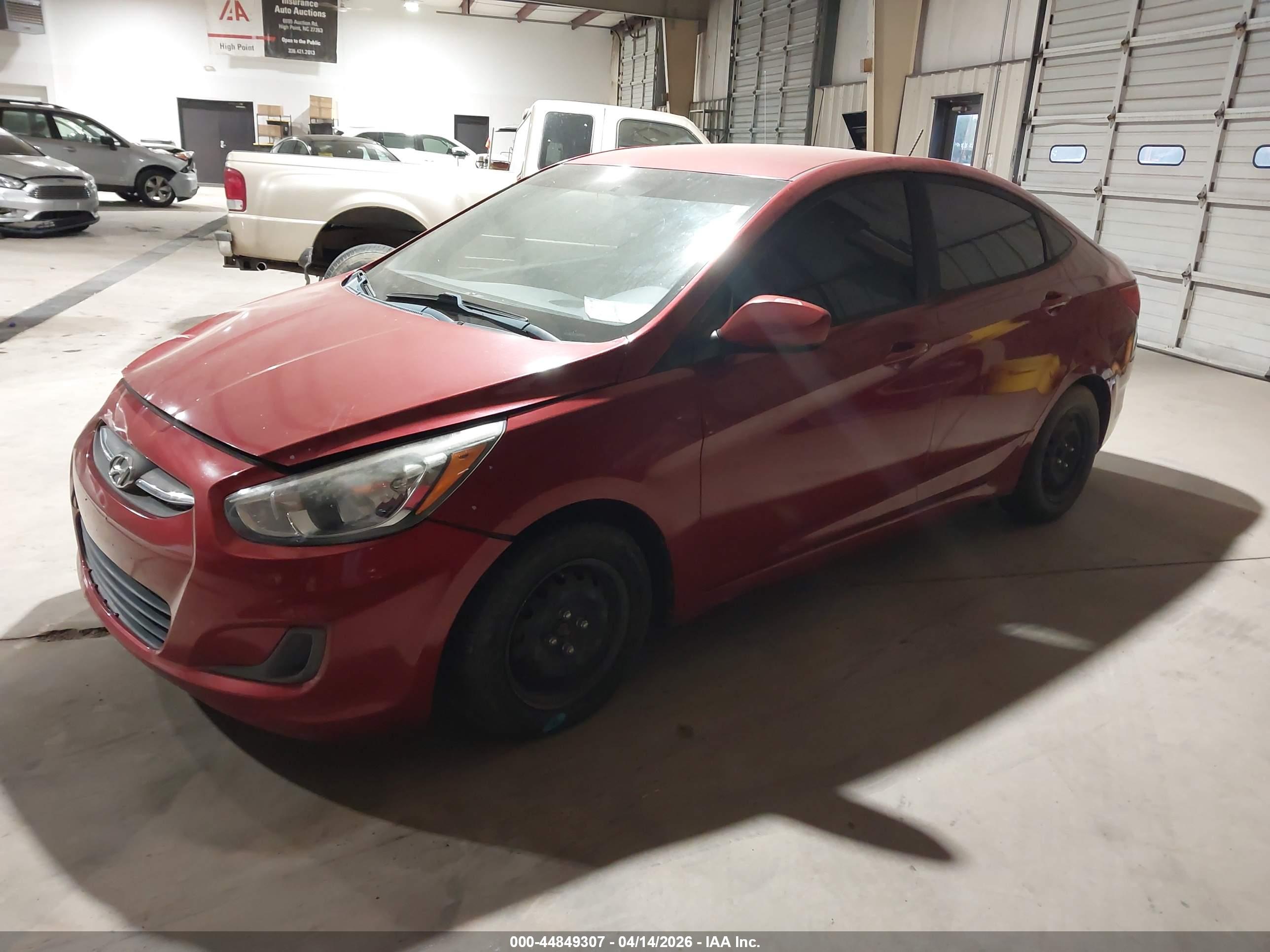 HYUNDAI ACCENT image 2