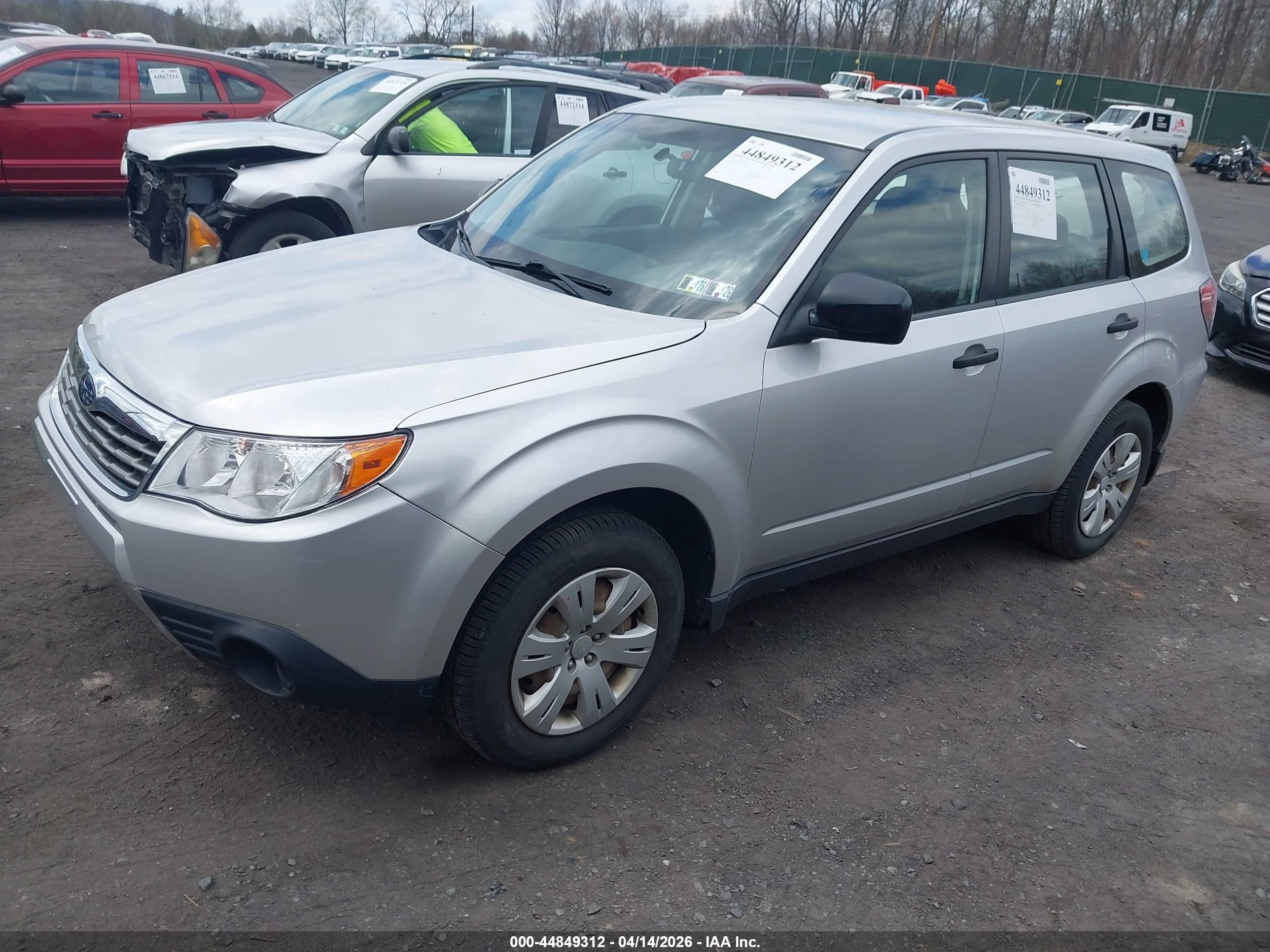 SUBARU FORESTER image 2