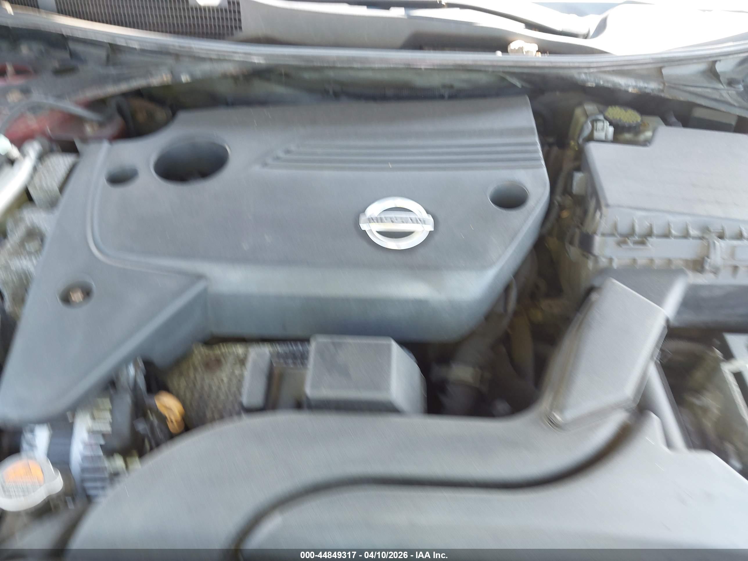 NISSAN ALTIMA image 10