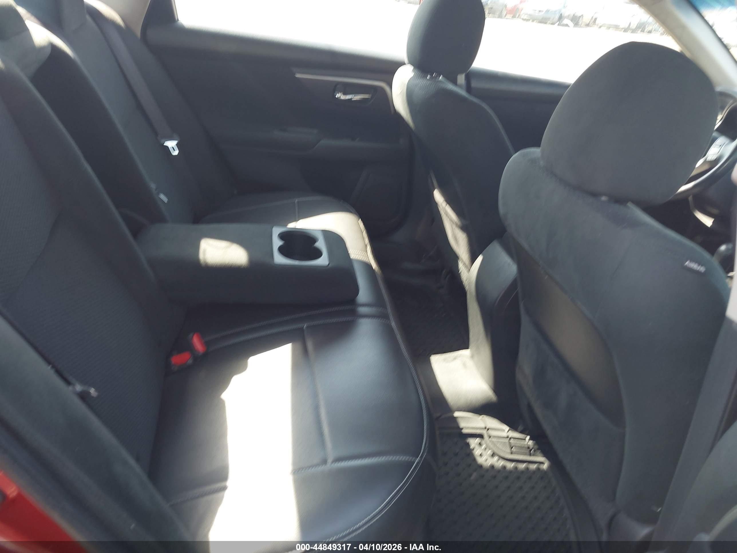 NISSAN ALTIMA image 8