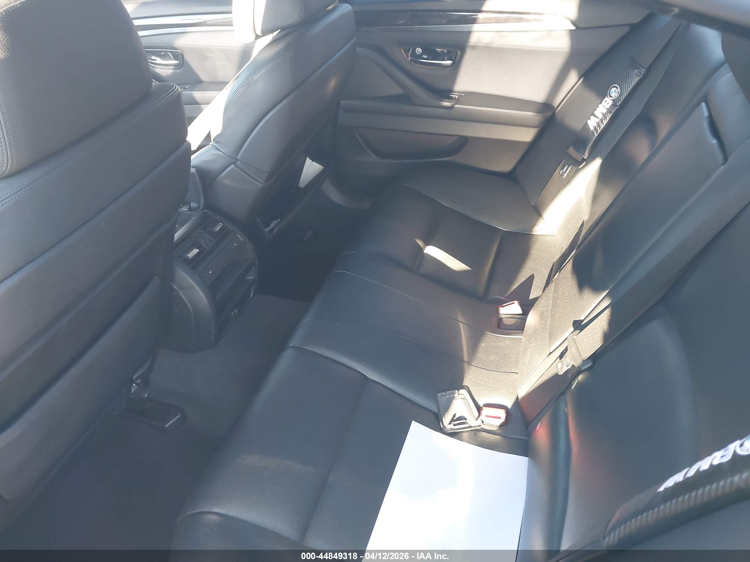 BMW 535I image 8