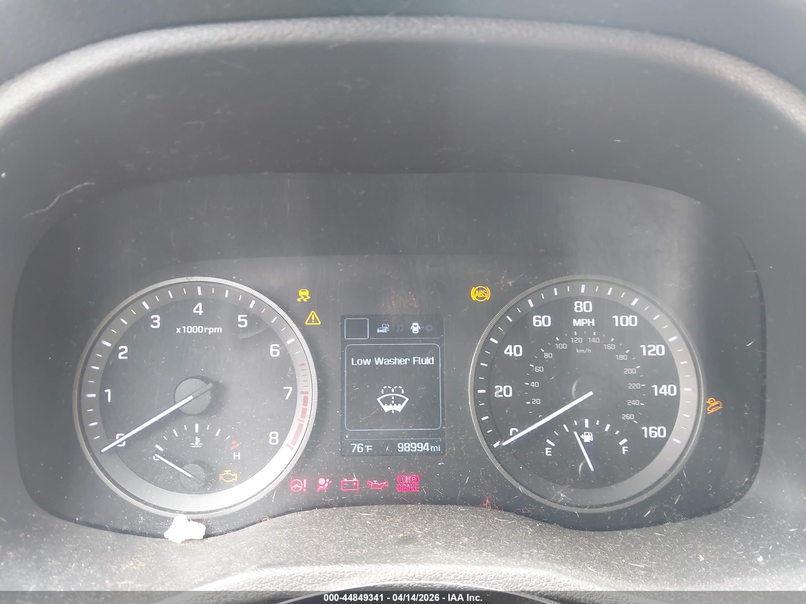 HYUNDAI TUCSON image 7