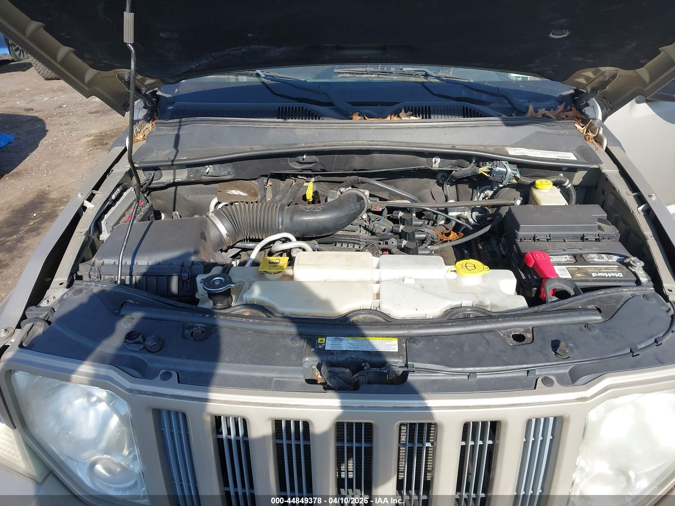 JEEP LIBERTY image 10