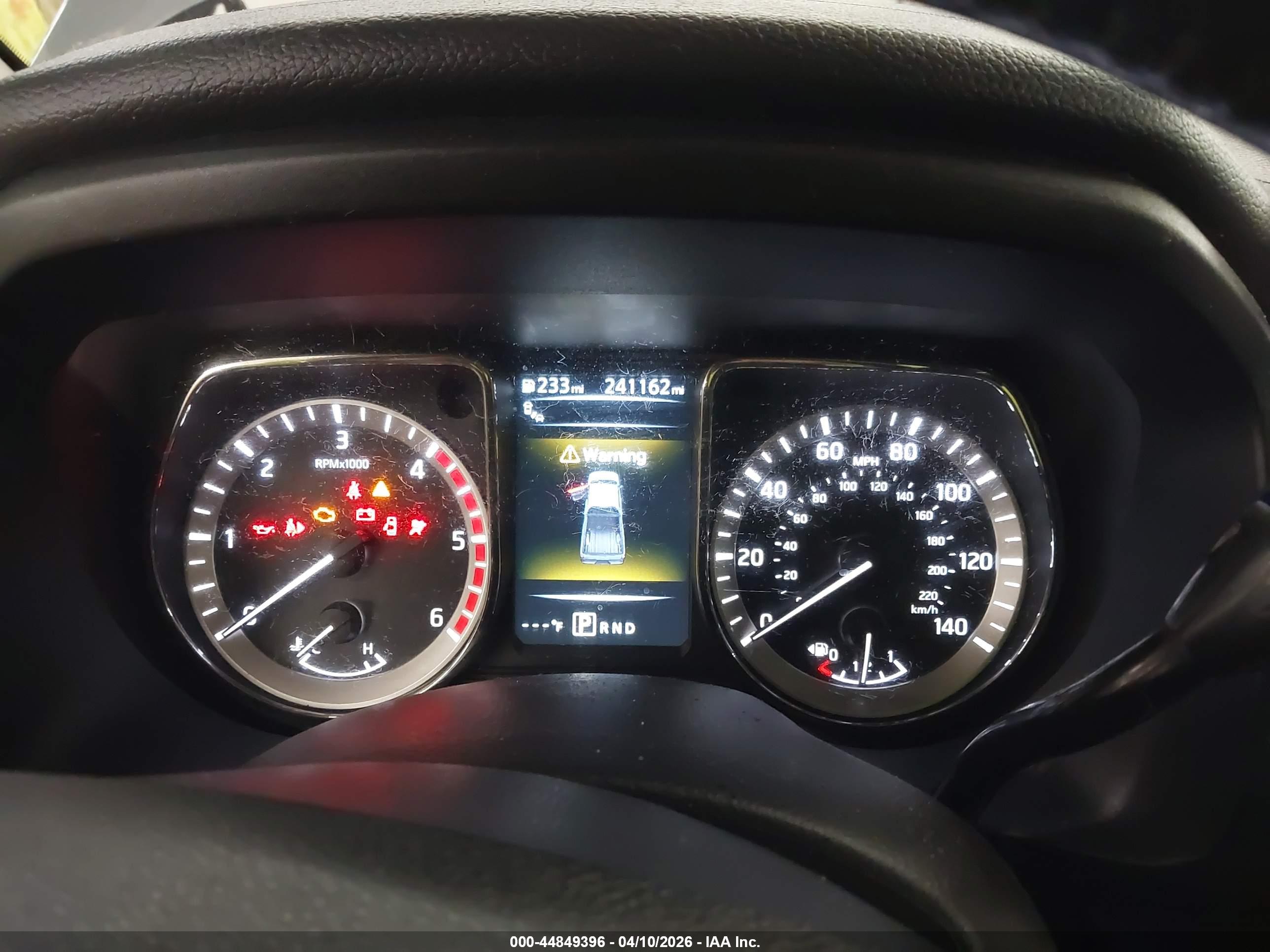 NISSAN TITAN image 7