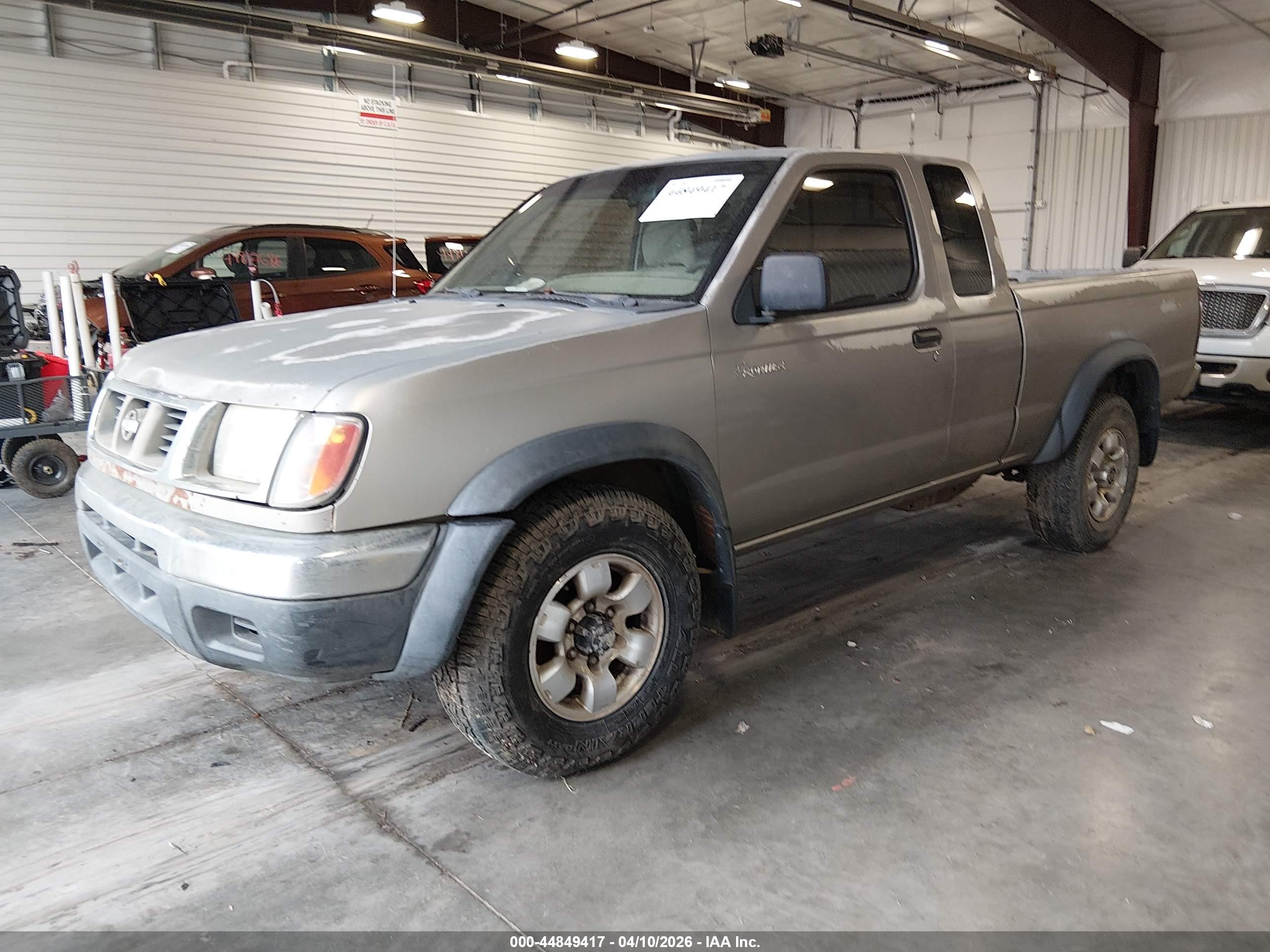 NISSAN FRONTIER image 2