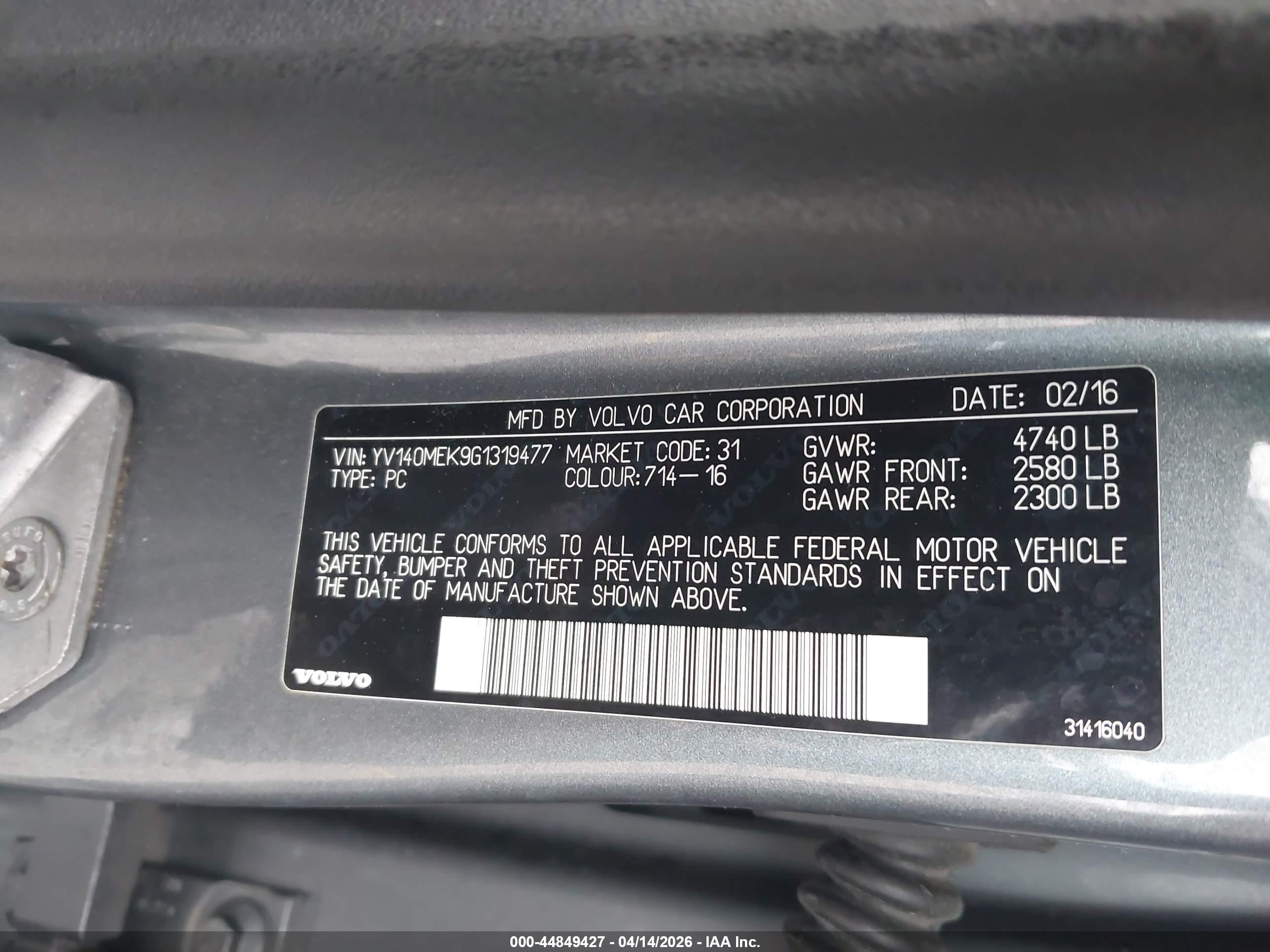 VOLVO V60 image 9
