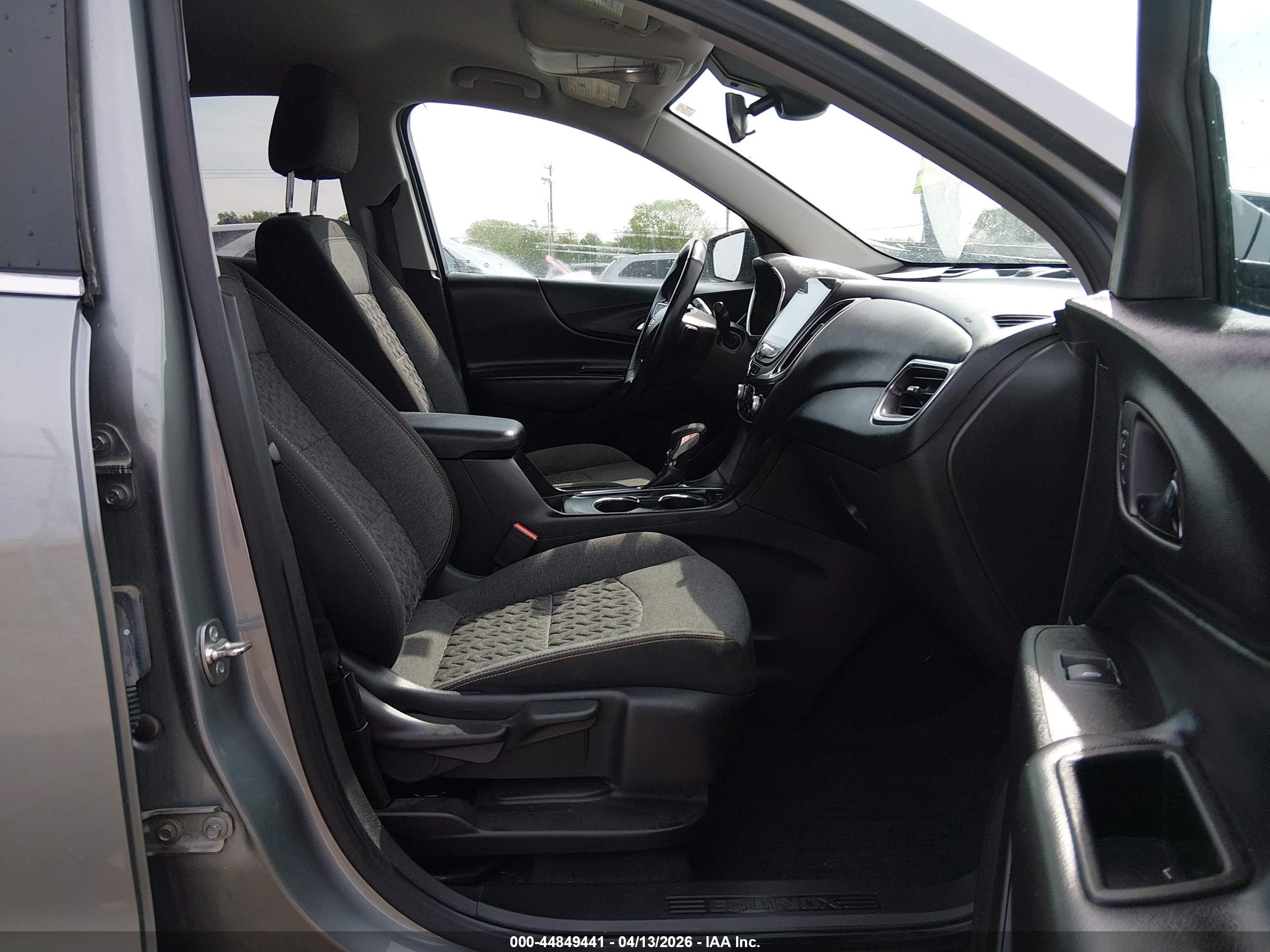 CHEVROLET EQUINOX image 5