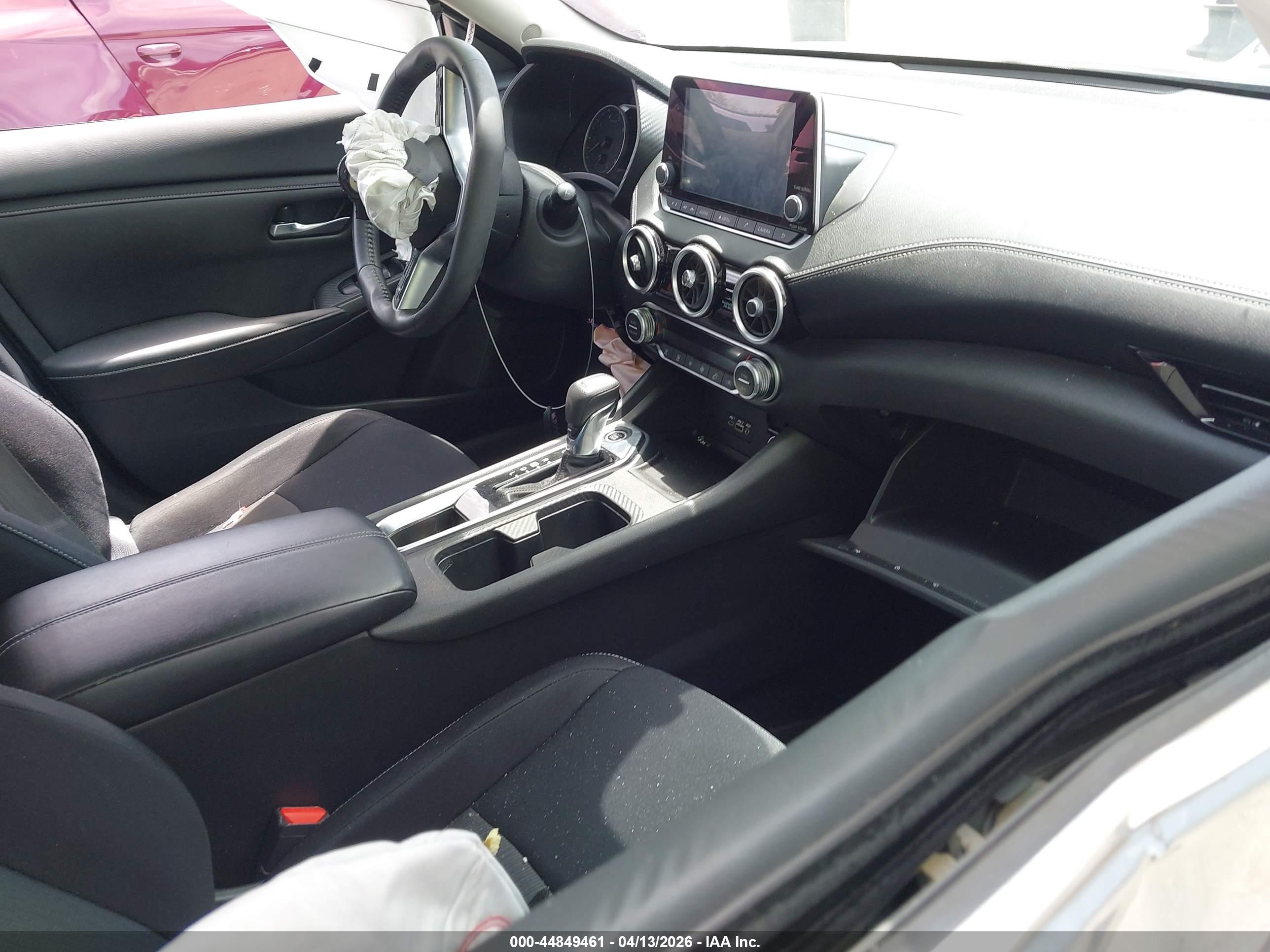 NISSAN SENTRA image 5